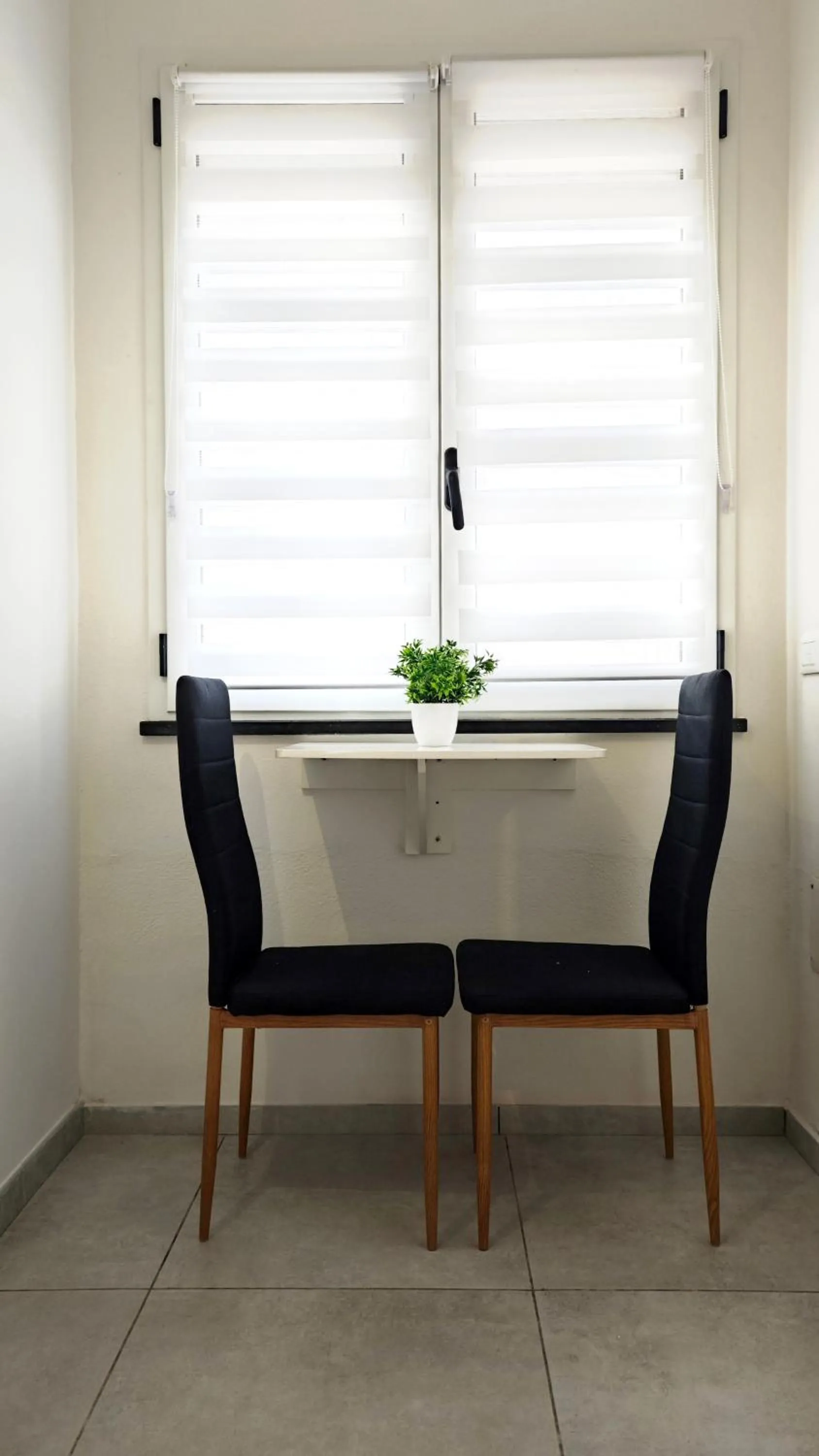 Kolossoi Guest House