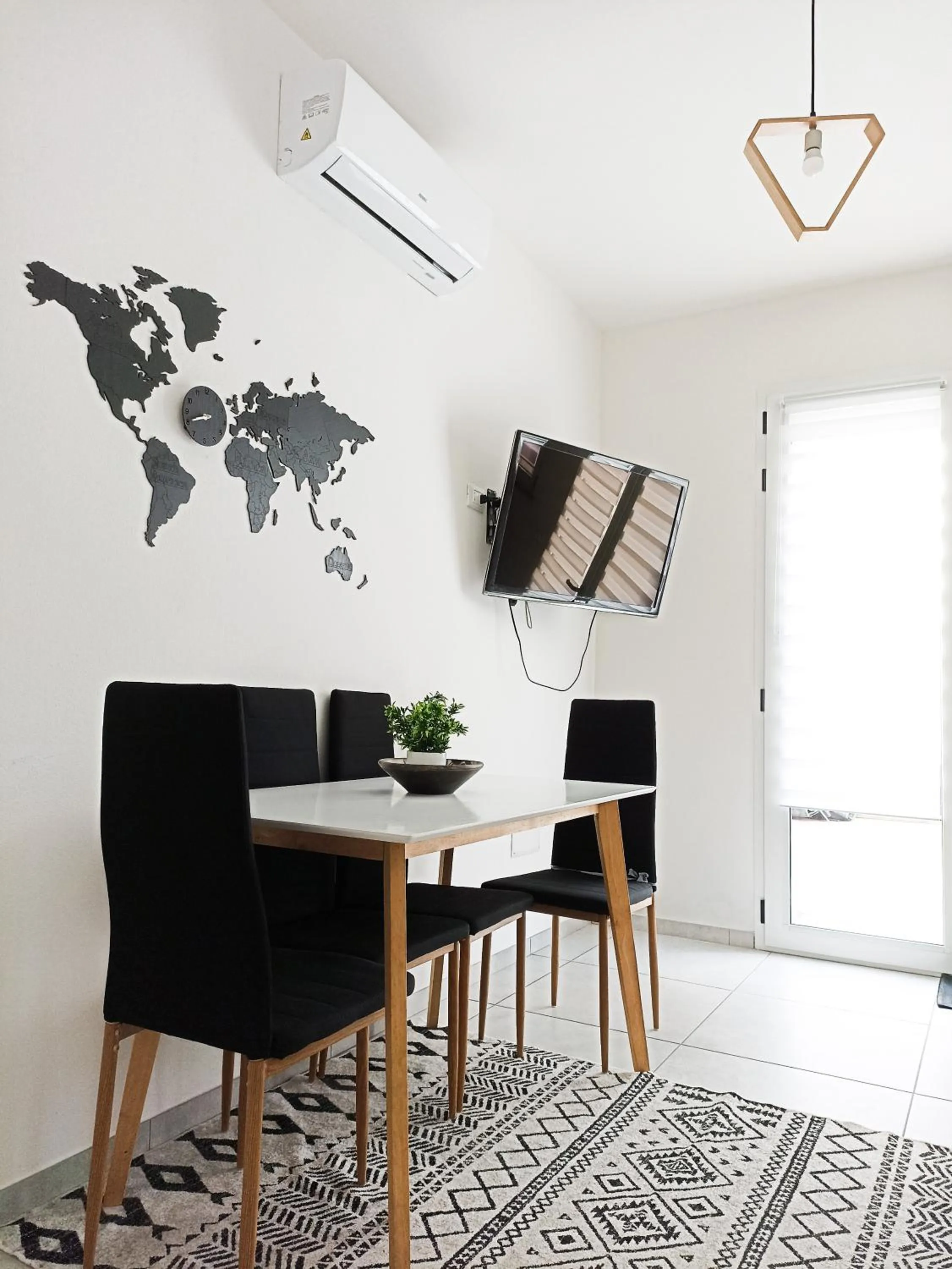 TV and multimedia in Kolossoi Guest House