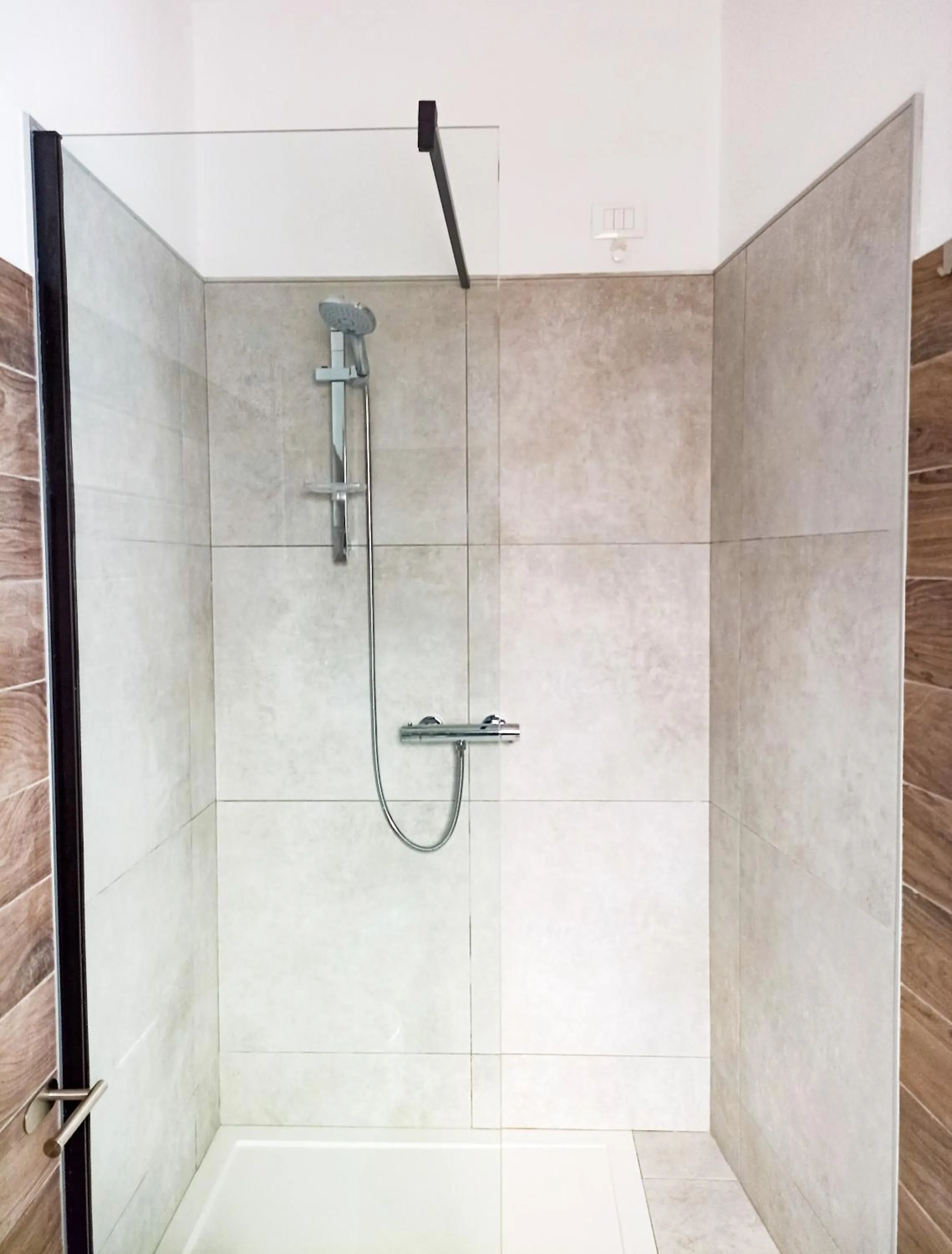 Shower in Kolossoi Guest House