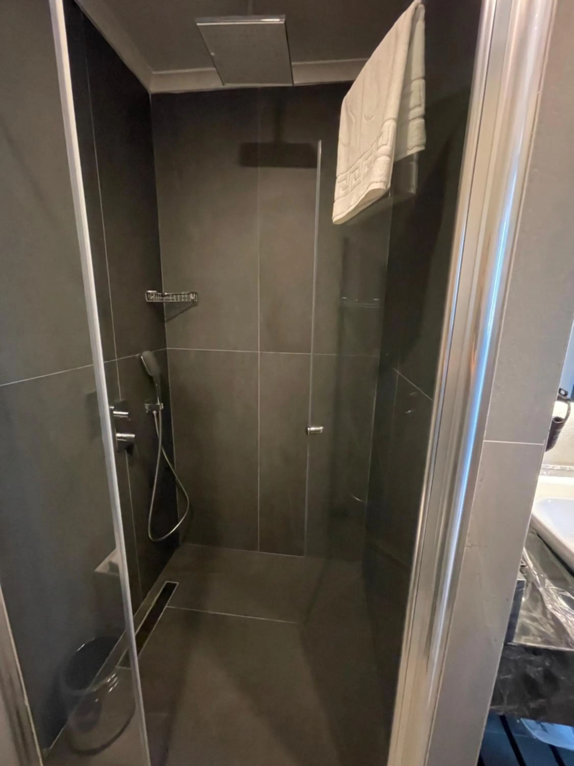 Bathroom in Türkay Hotel