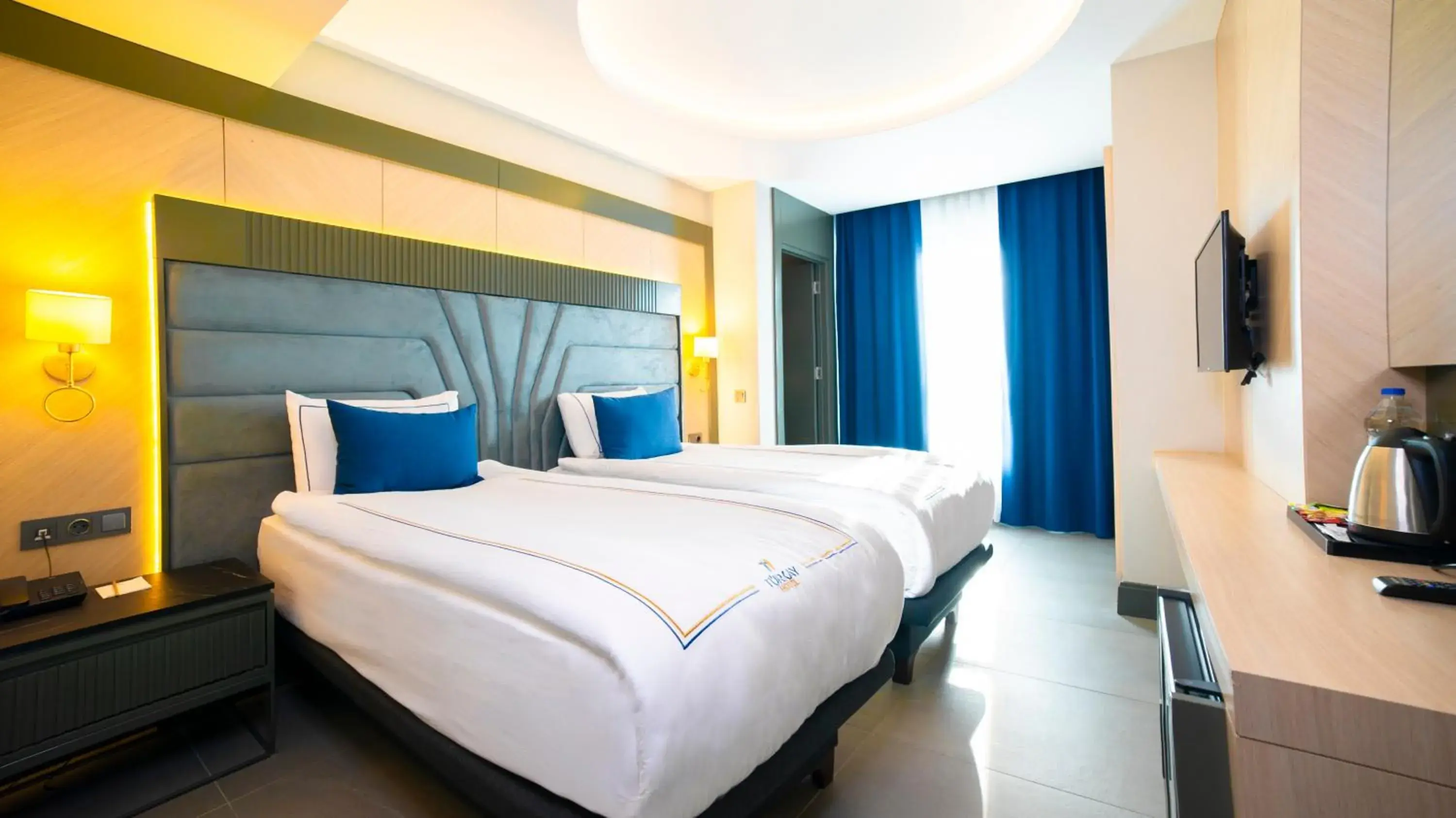 Deluxe Double or Twin Room in Türkay Hotel Deluxe Double or Twin Room in Türkay Hotel