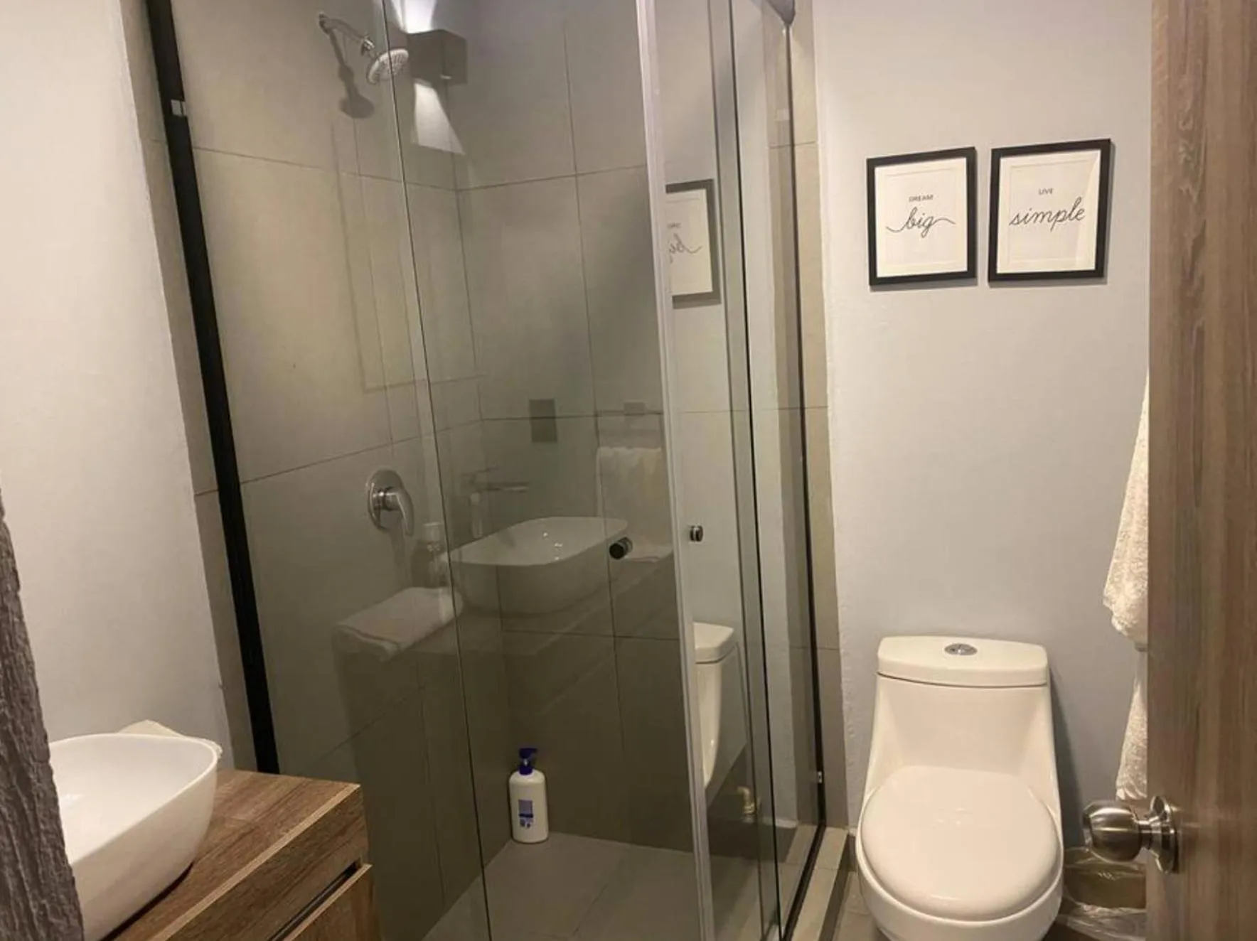 ELEGANCIA a una cuadra del Angel, KING SIZE BED