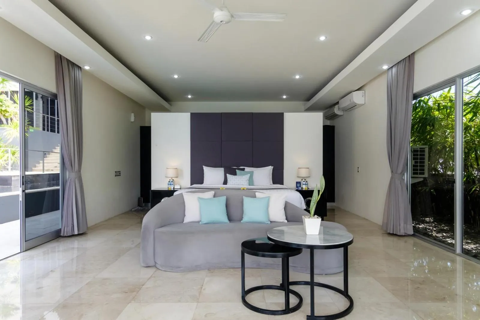 Bedroom in Suluban Cliff Bali Villa