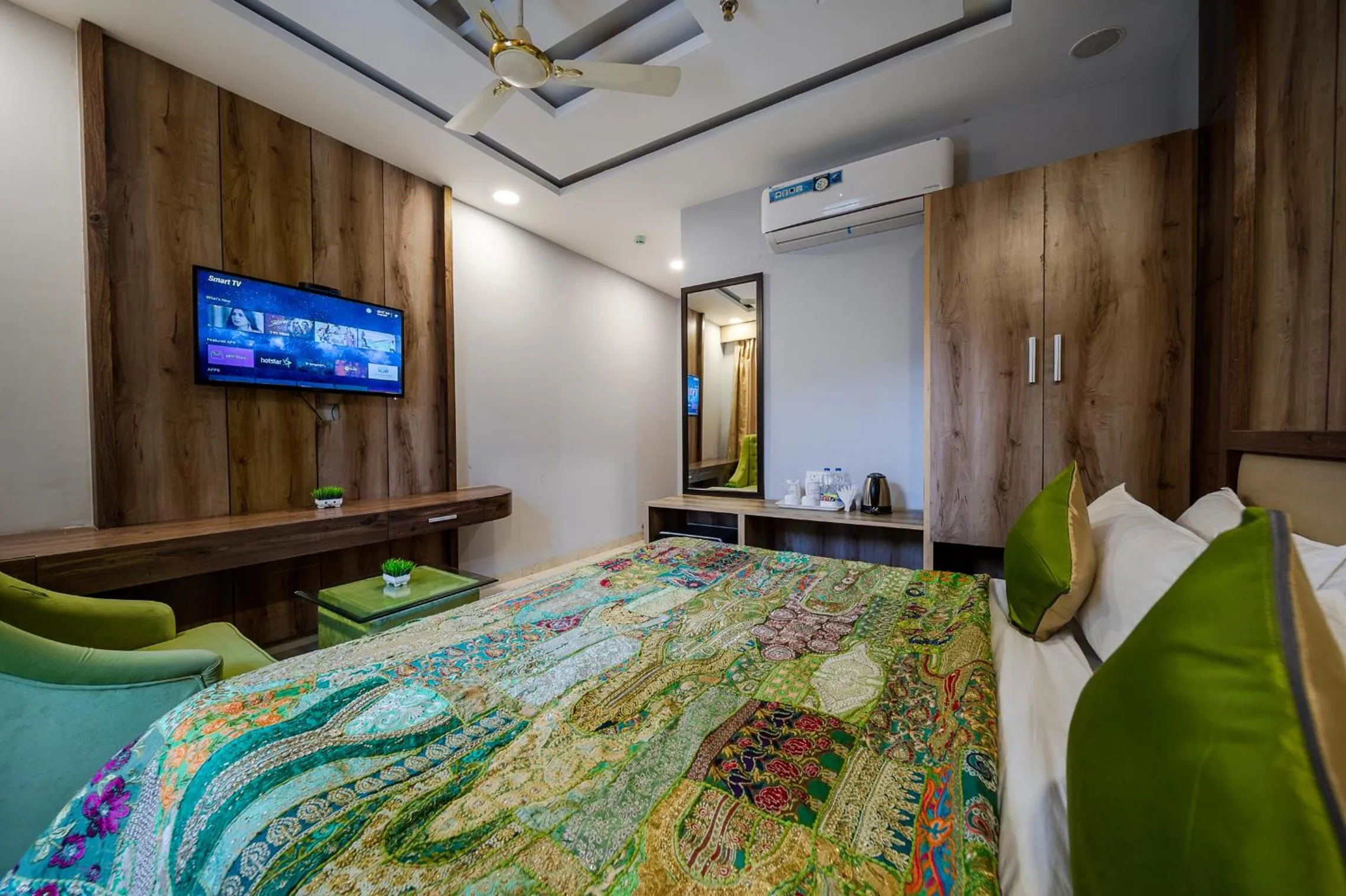 Photo of the whole room in Tripli Hotels Shivaay