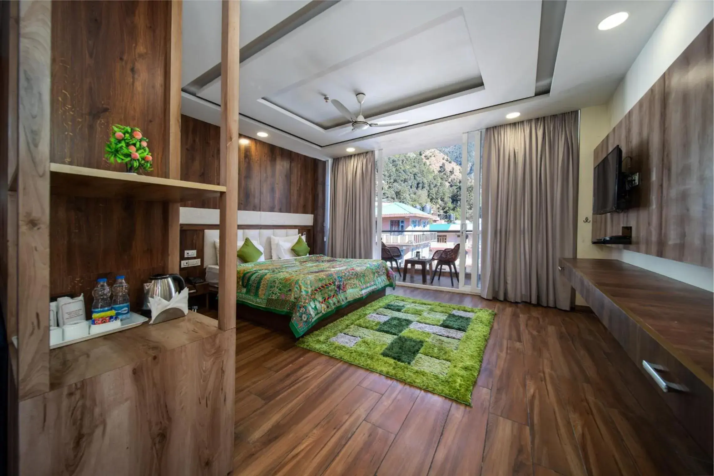 Superior King Suite in Tripli Hotels Shivaay Superior King Suite in Tripli Hotels Shivaay