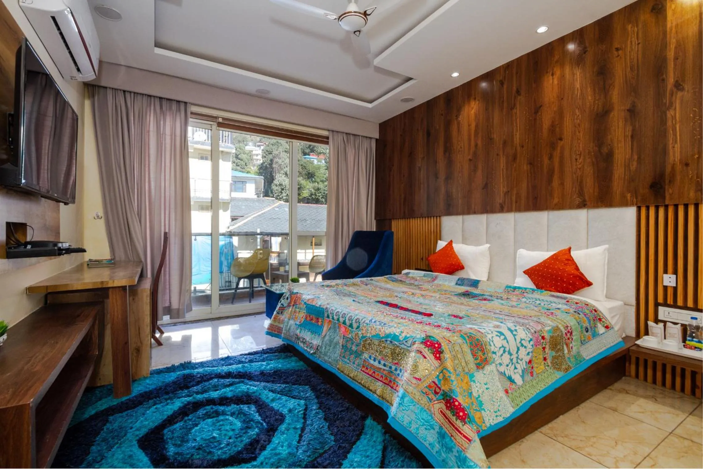 Photo of the whole room in Tripli Hotels Shivaay