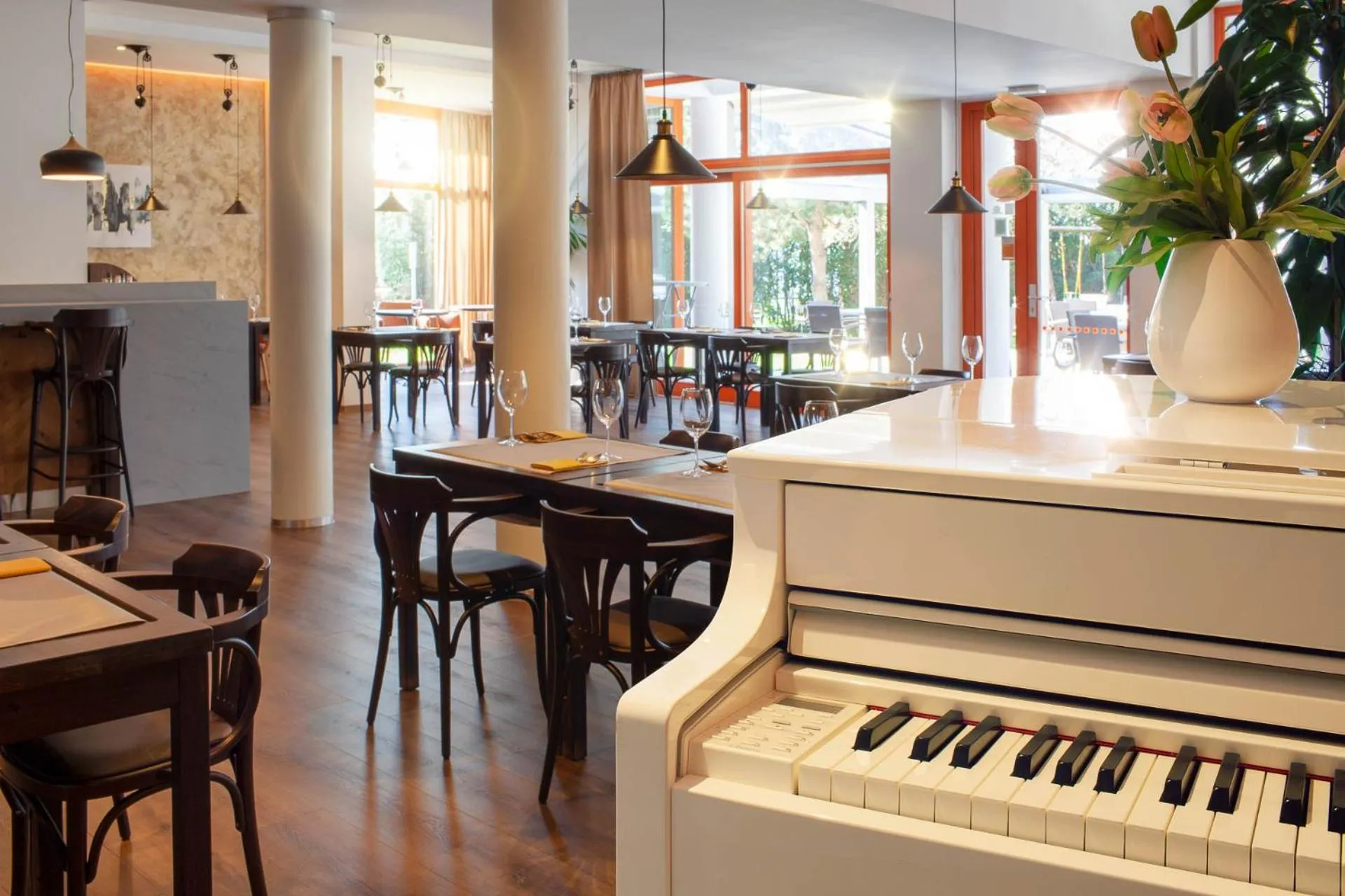 Restaurant/places to eat in Hotel U Pramenu