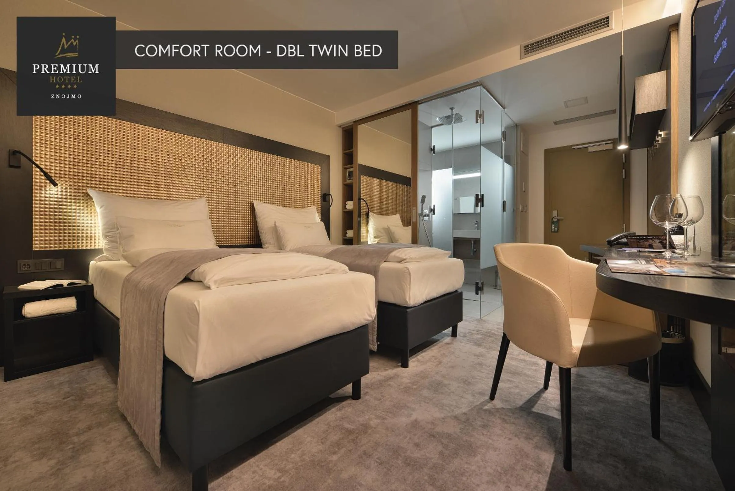 Shower, Bed in PREMIUM Wellness & Wine Hotel Znojmo