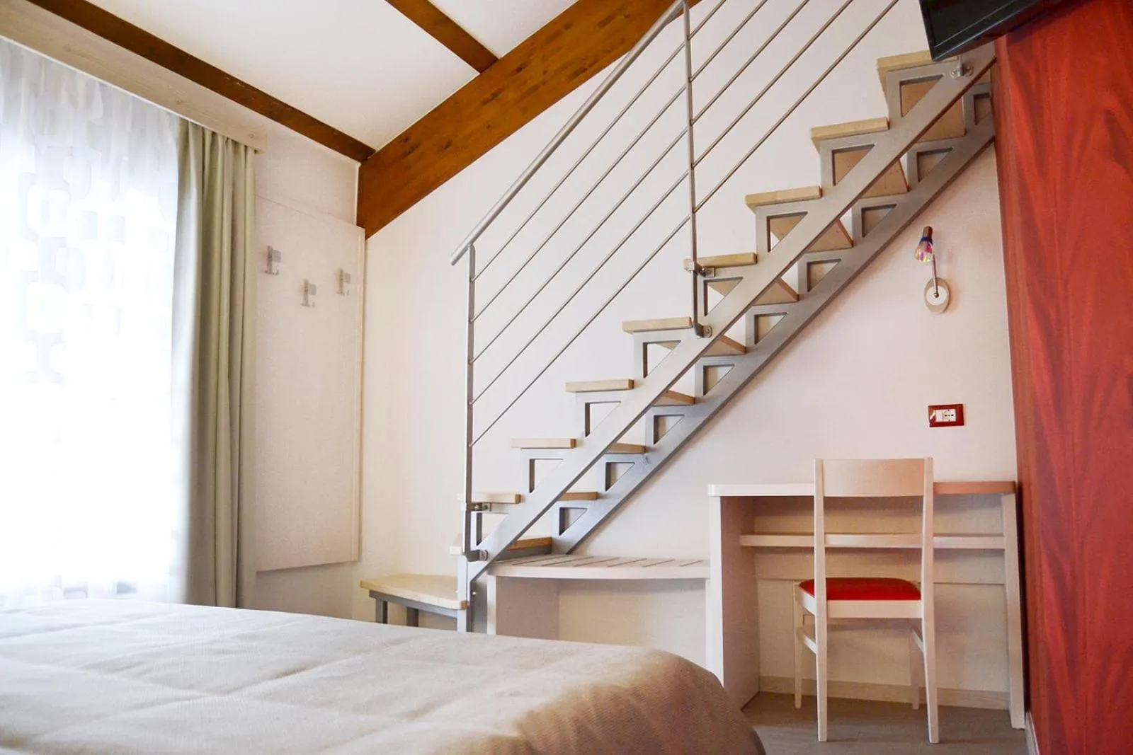 Seating area, Bed in B&B Seventy Design