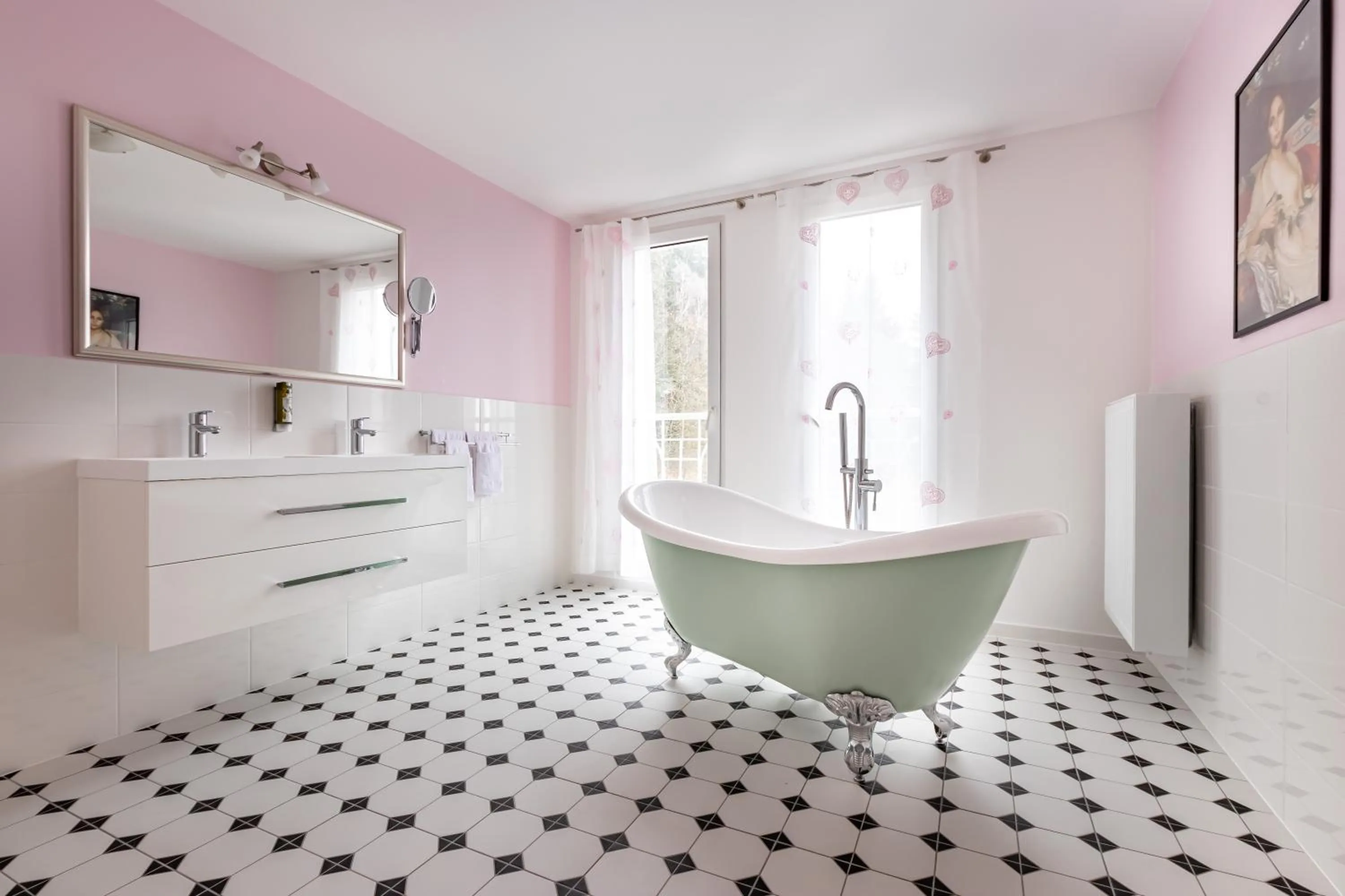 Bathroom in Boutique Hotel SwissHouse