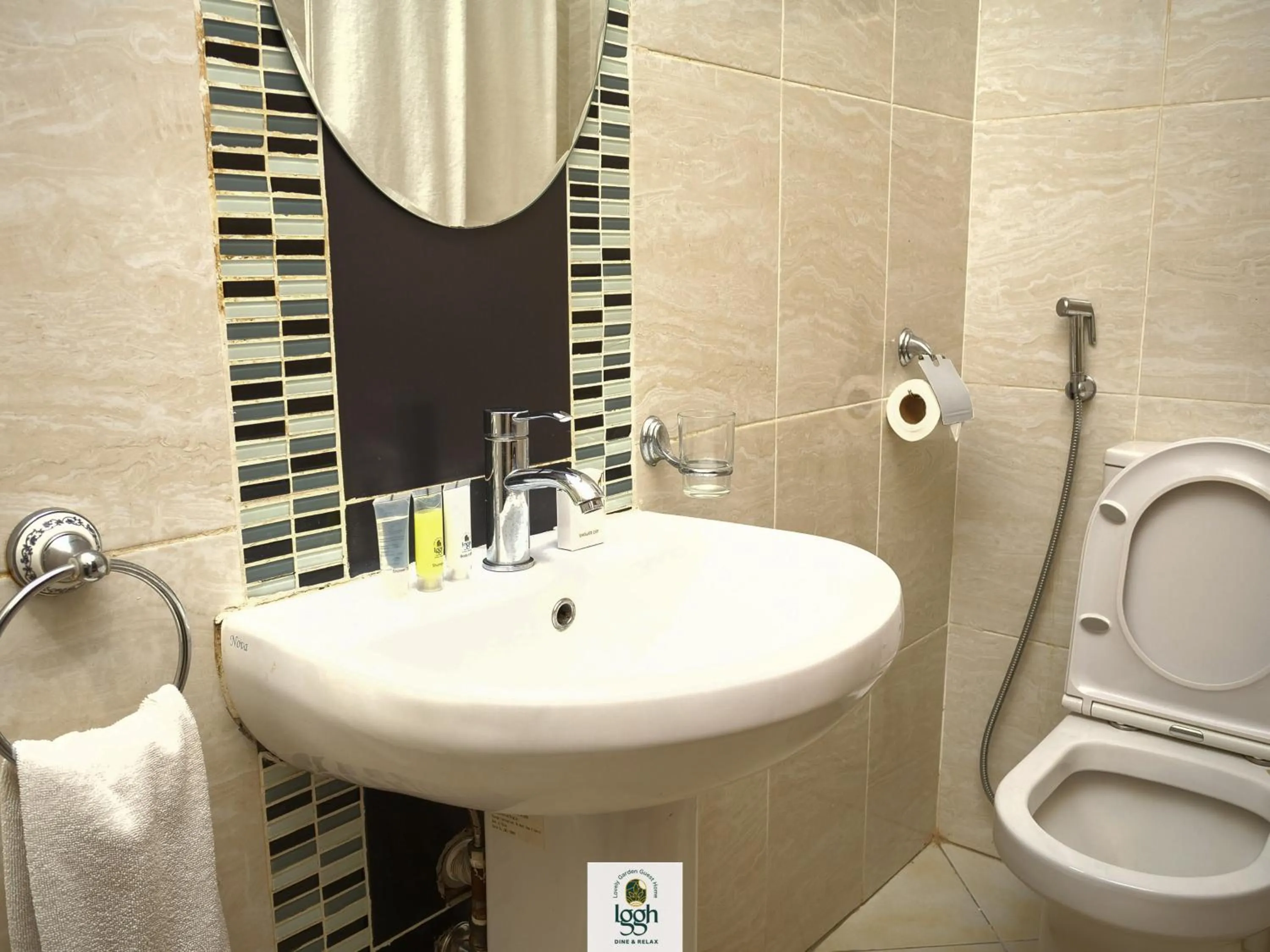 Bathroom in Lovely Garden Guest Home