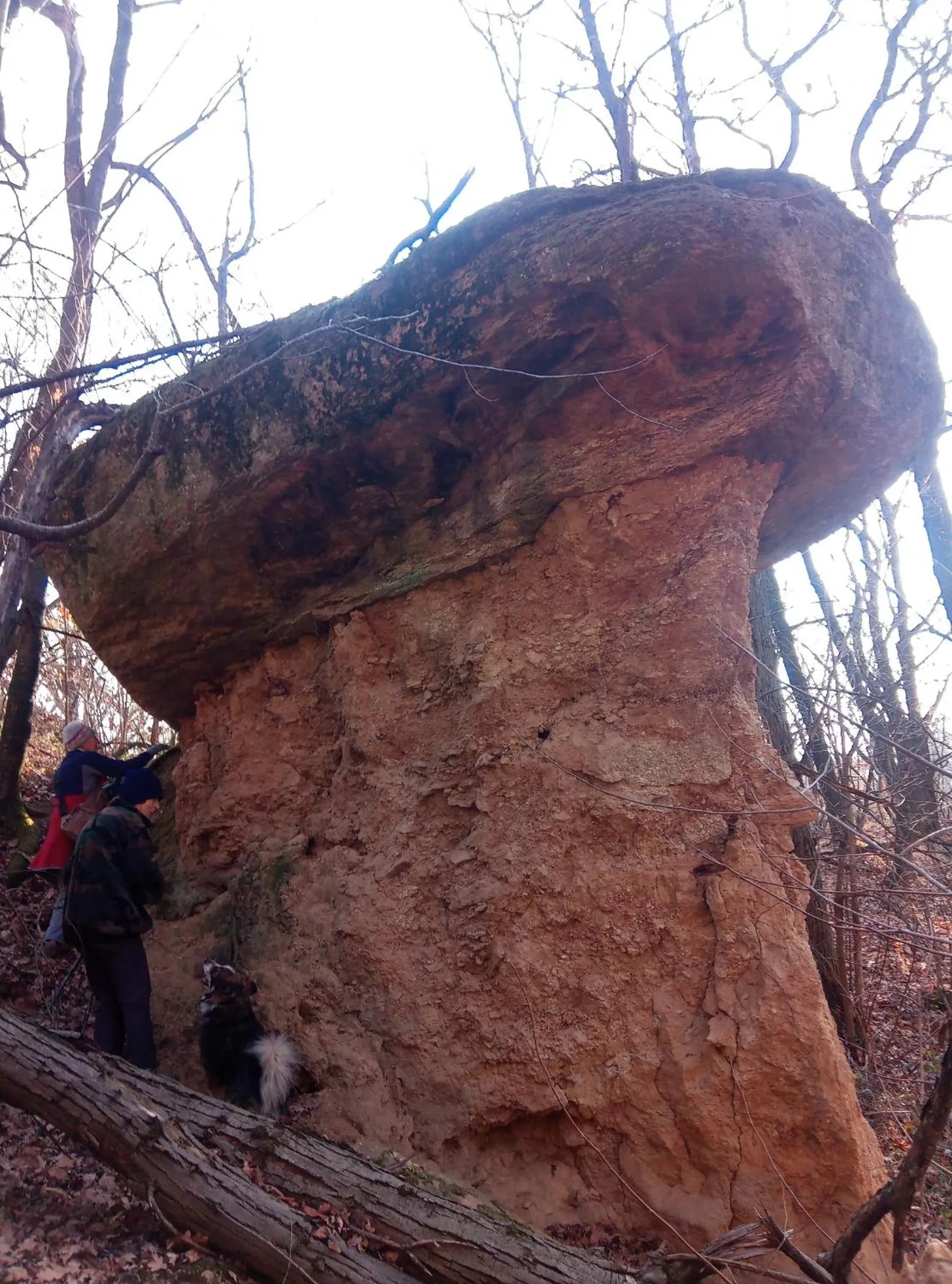 Nearby landmark in U Tej