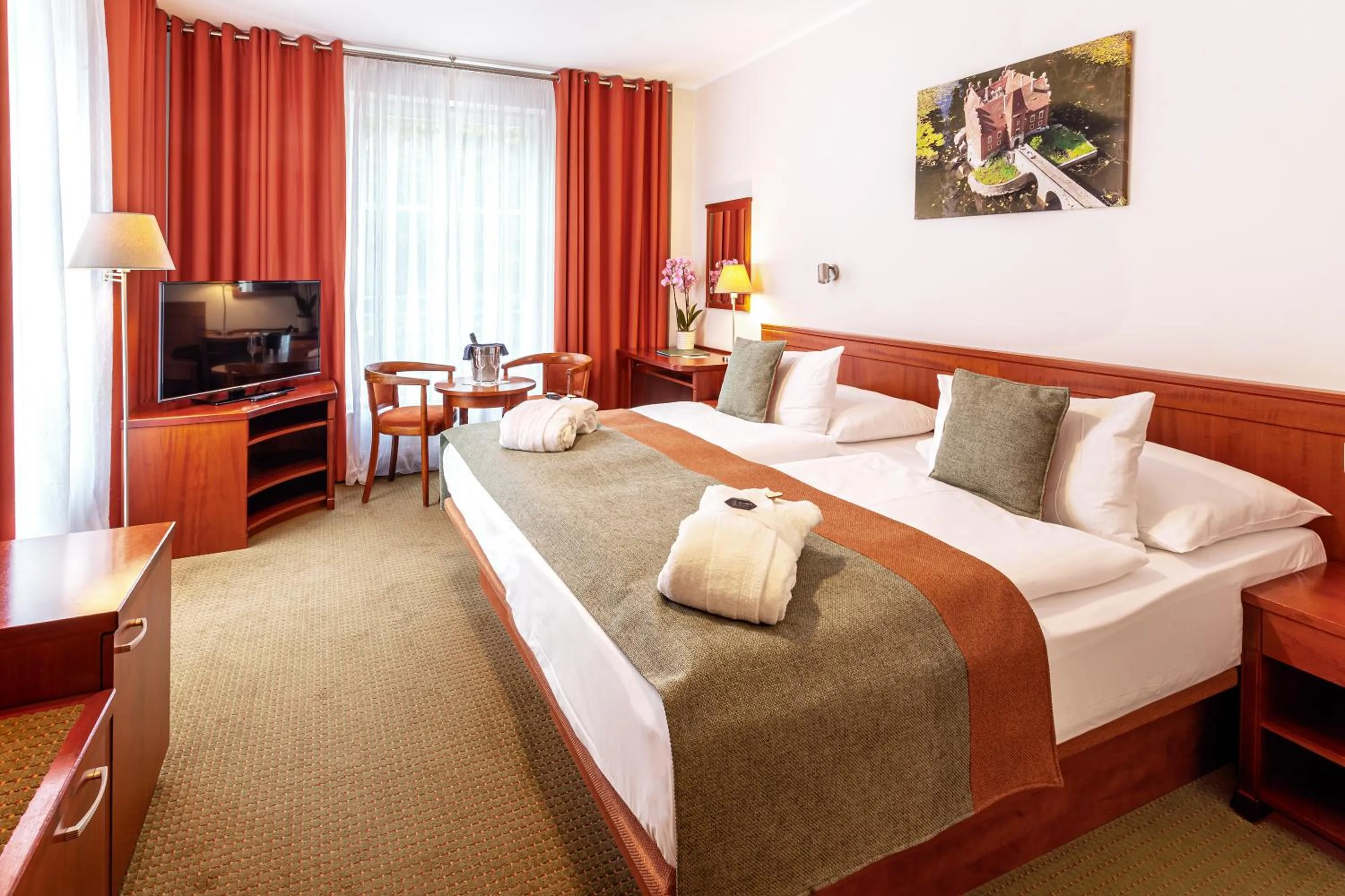 Bedroom, Bed in Spa & Wellness Hotel Olympia Marienbad