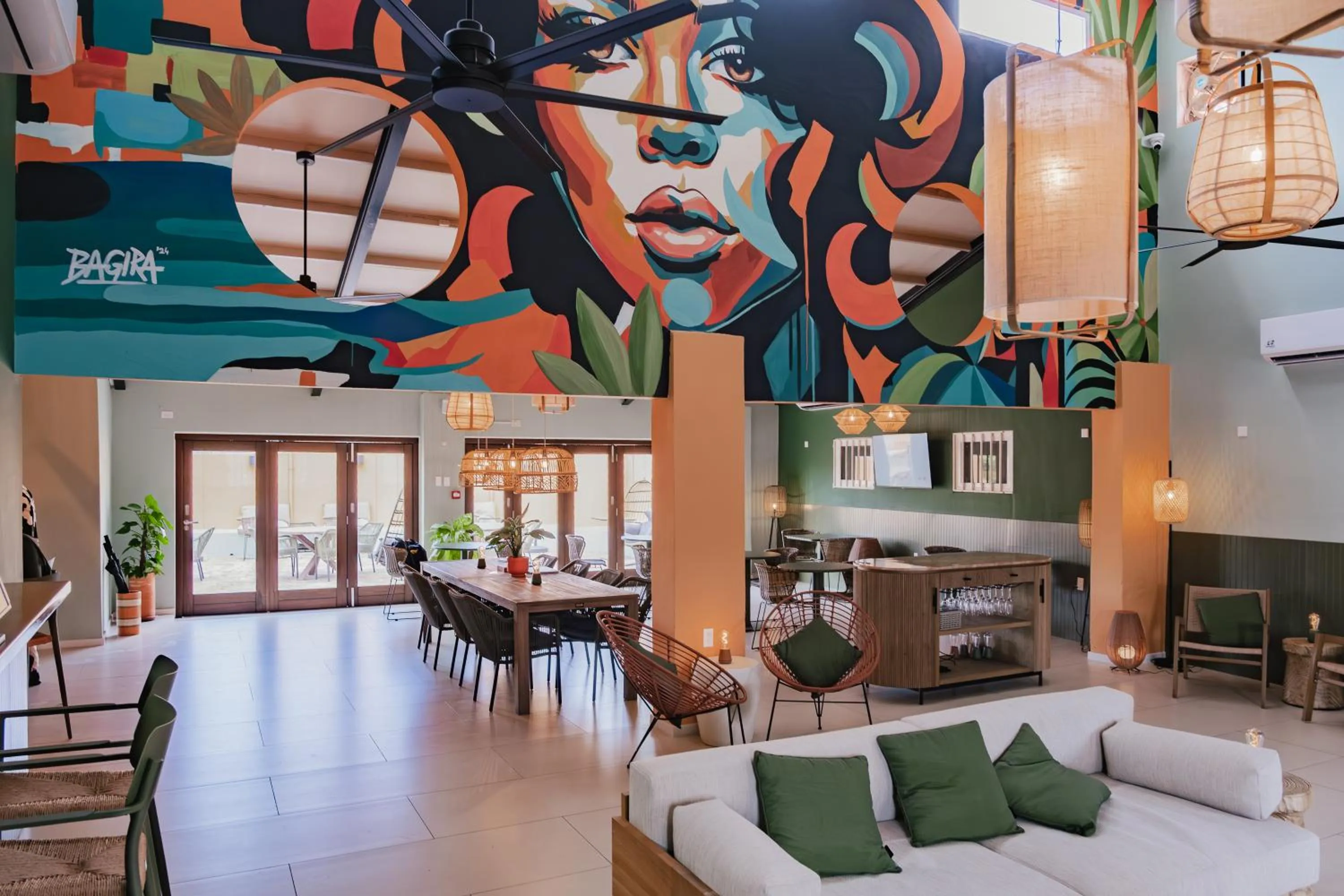 Restaurant/places to eat in The Freedom Hotel