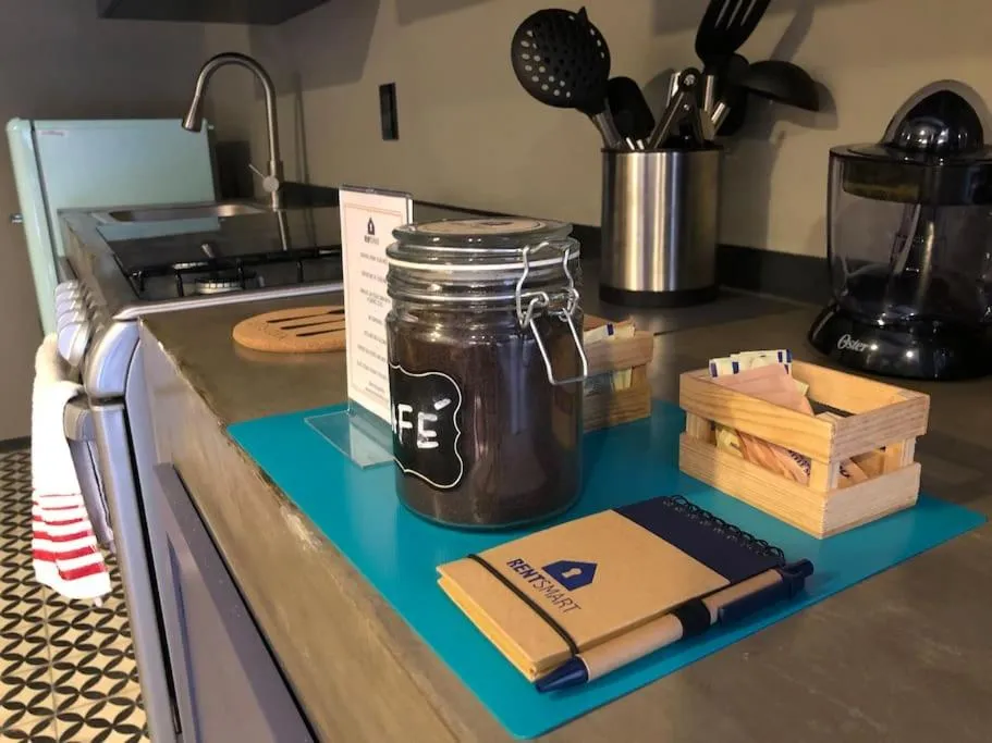 Kitchen/Kitchenette in Departamento muy amplio y moderno en la CONDESA