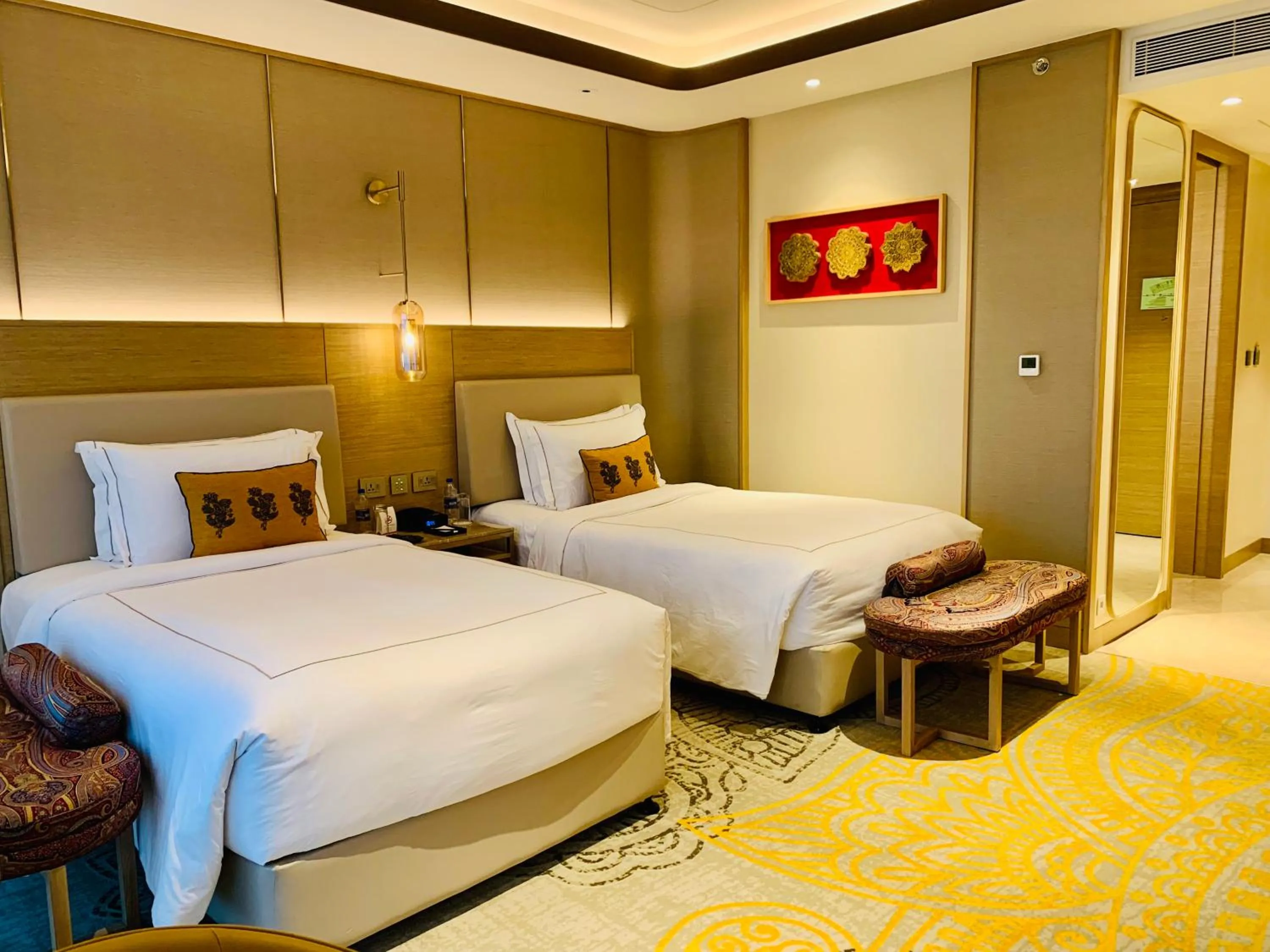 Bed in Taj Lakefront Bhopal