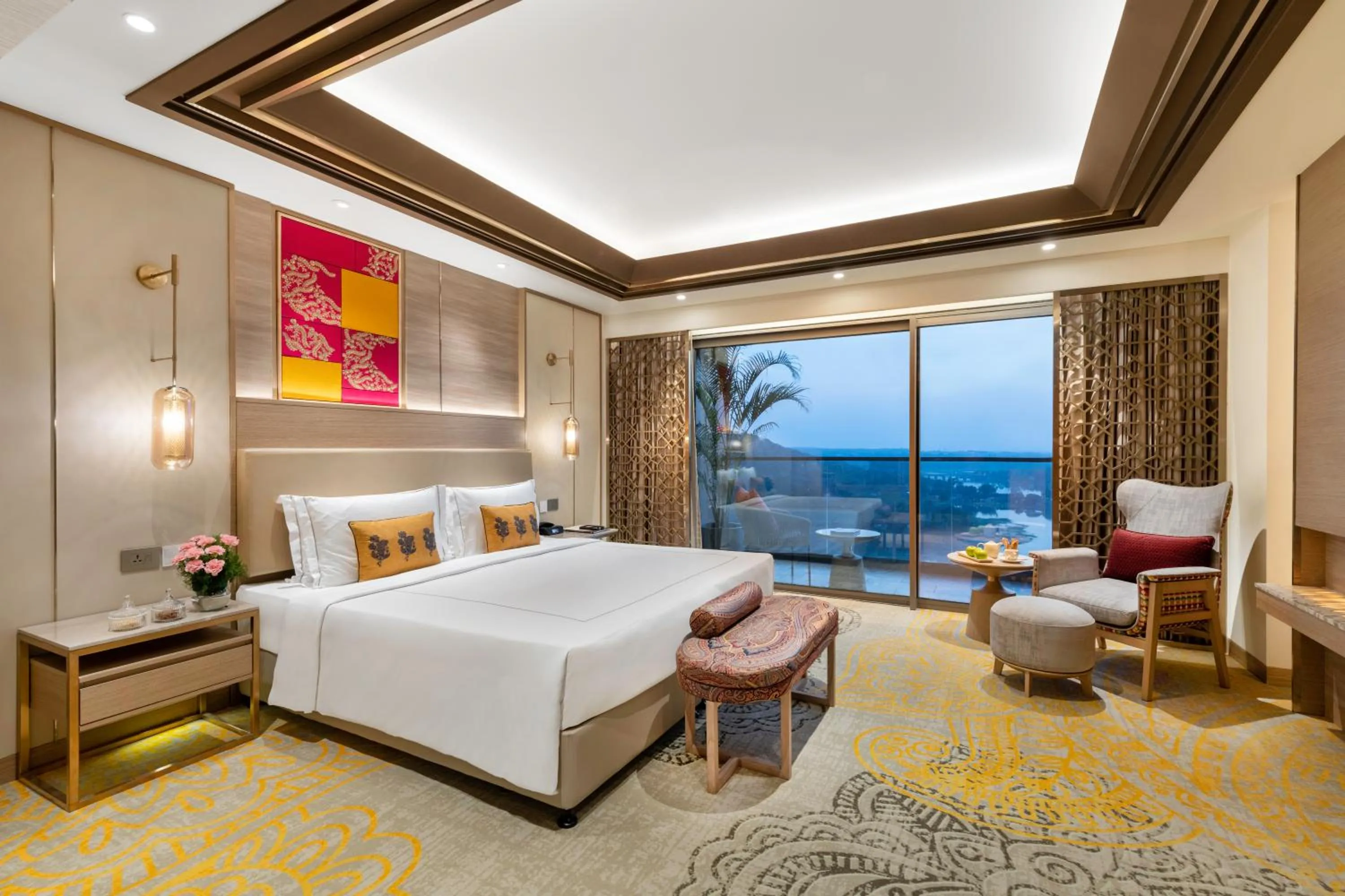 Bed in Taj Lakefront Bhopal