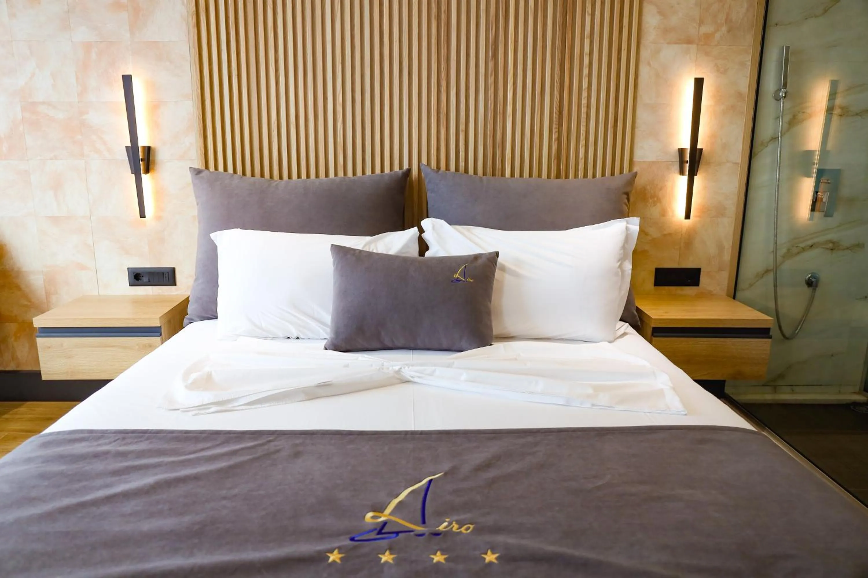 Bedroom, Bed in Hotel Liro - Adults Only