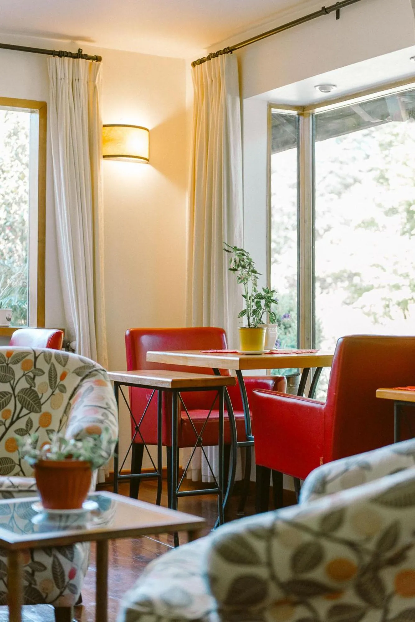 Breakfast in Hotel Posada del Río - Parque Metreñehue