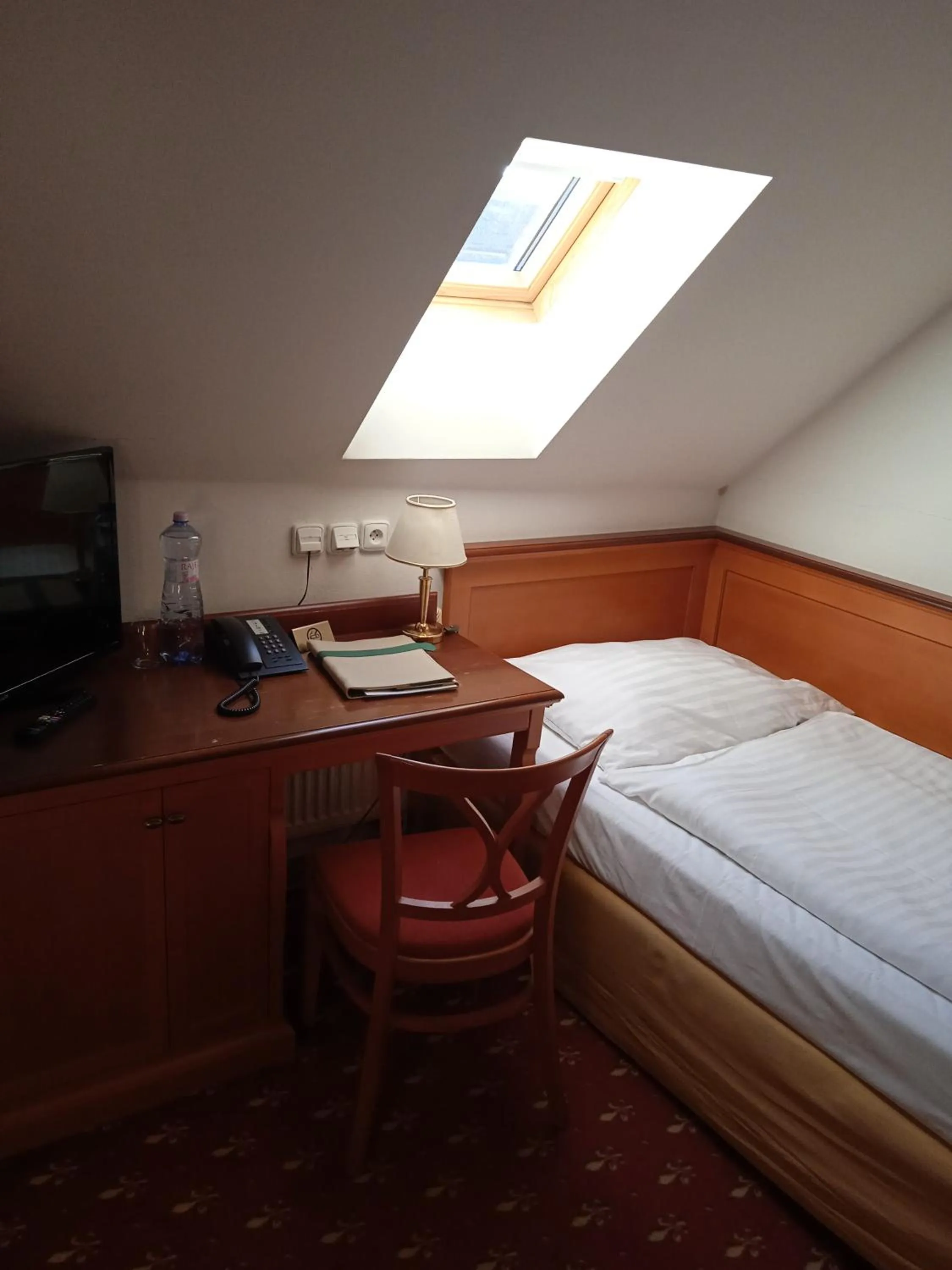 Bedroom, Bed in Rožmberský dvůr