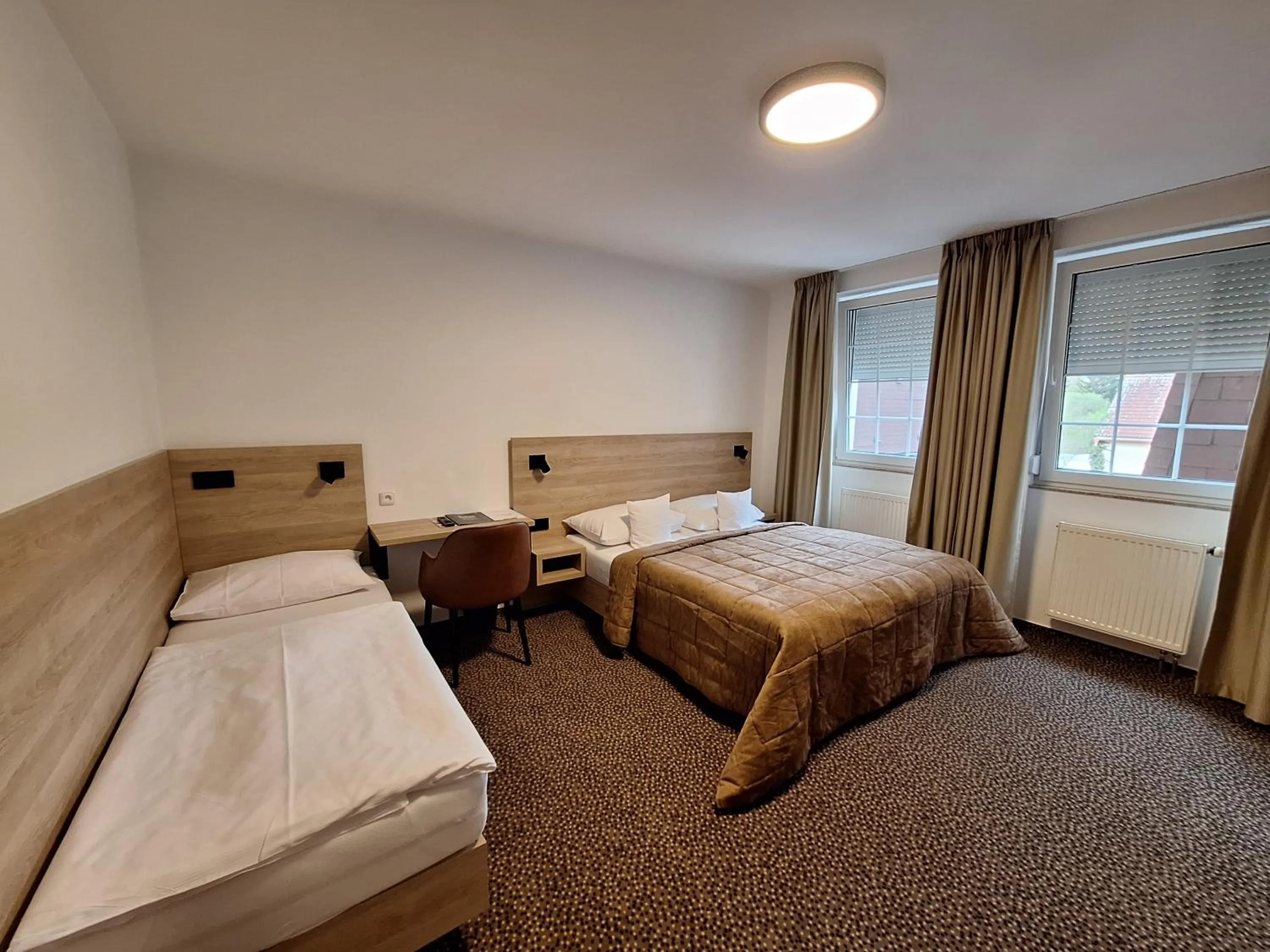 Bedroom, Bed in Hotel Avion