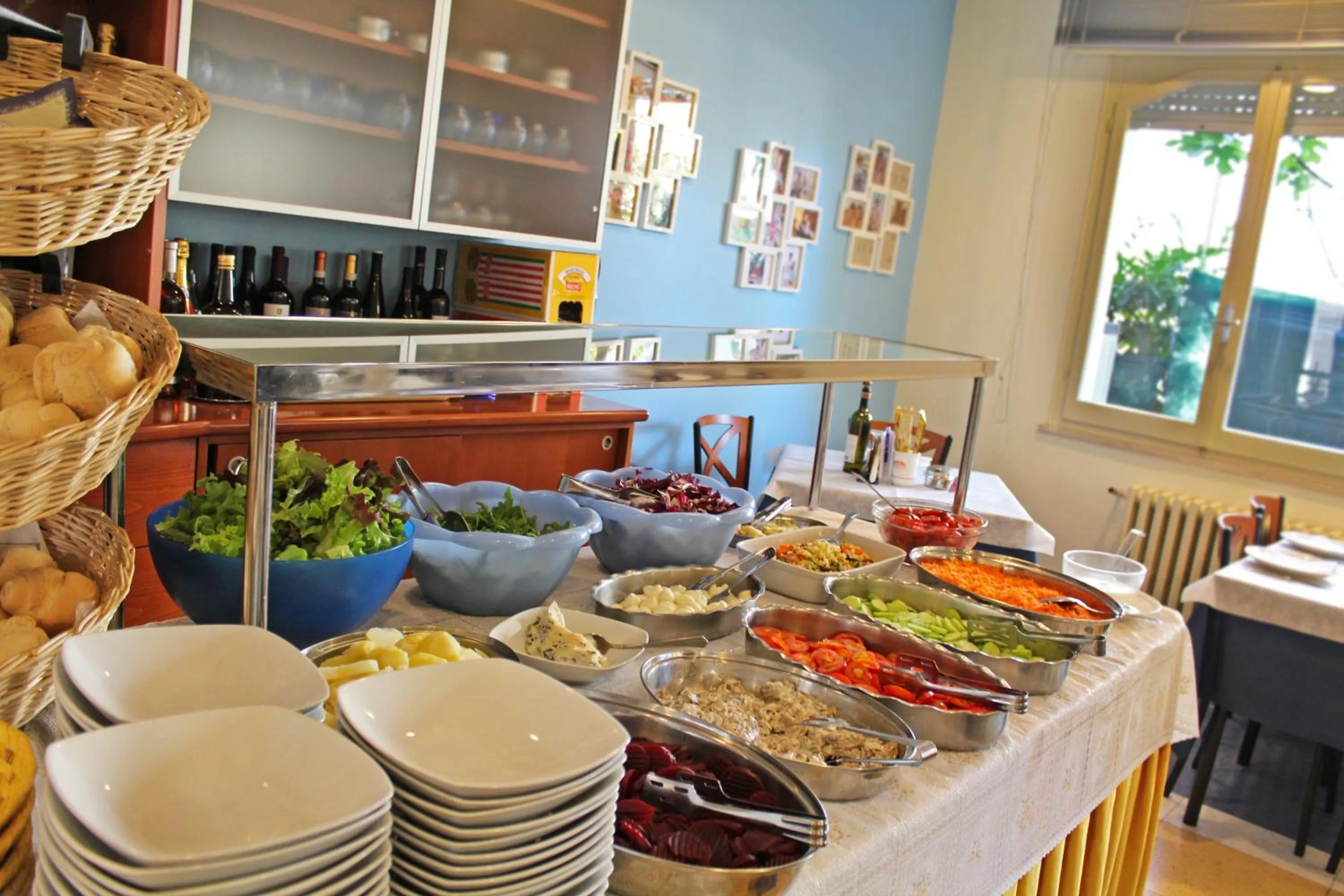 Food in Hotel Metron