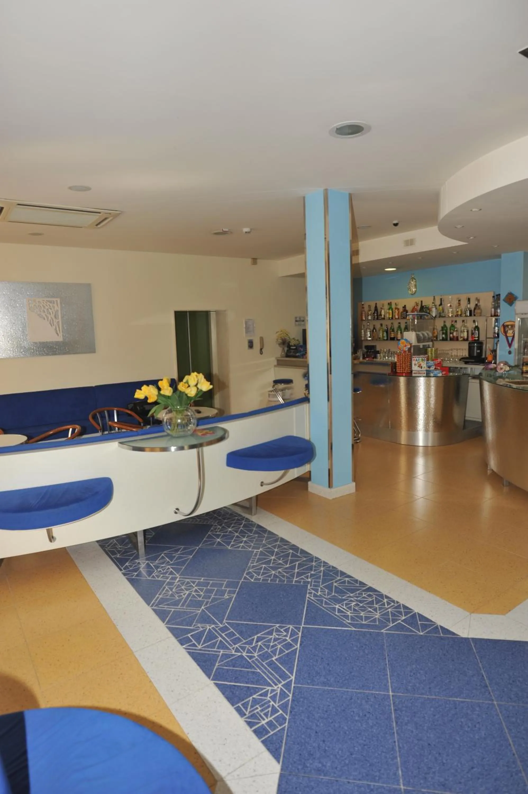 Lobby or reception in Hotel Metron