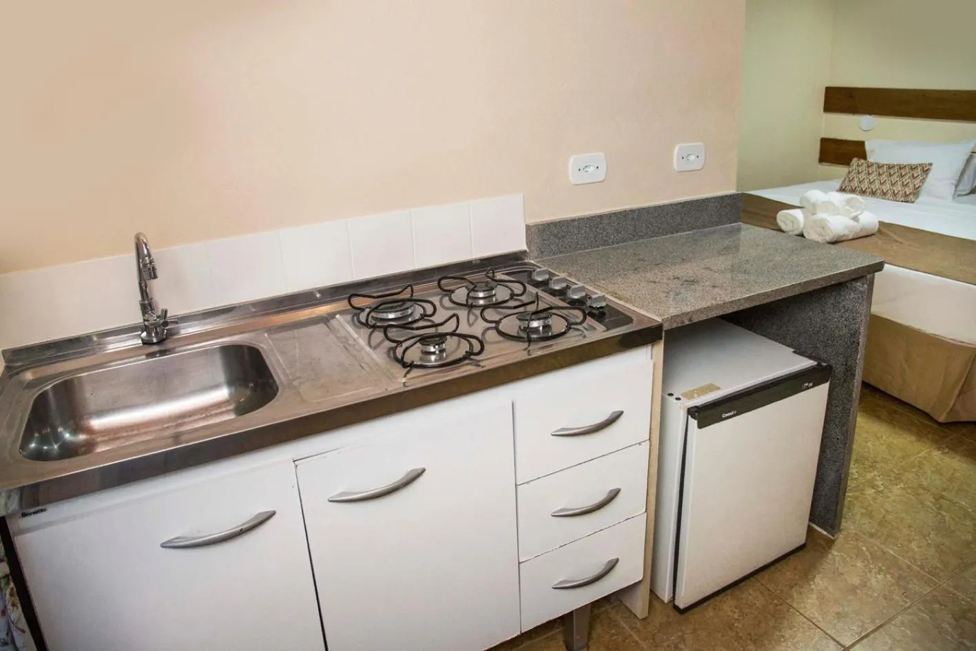 Property building in Pousada Realeza Atibaia