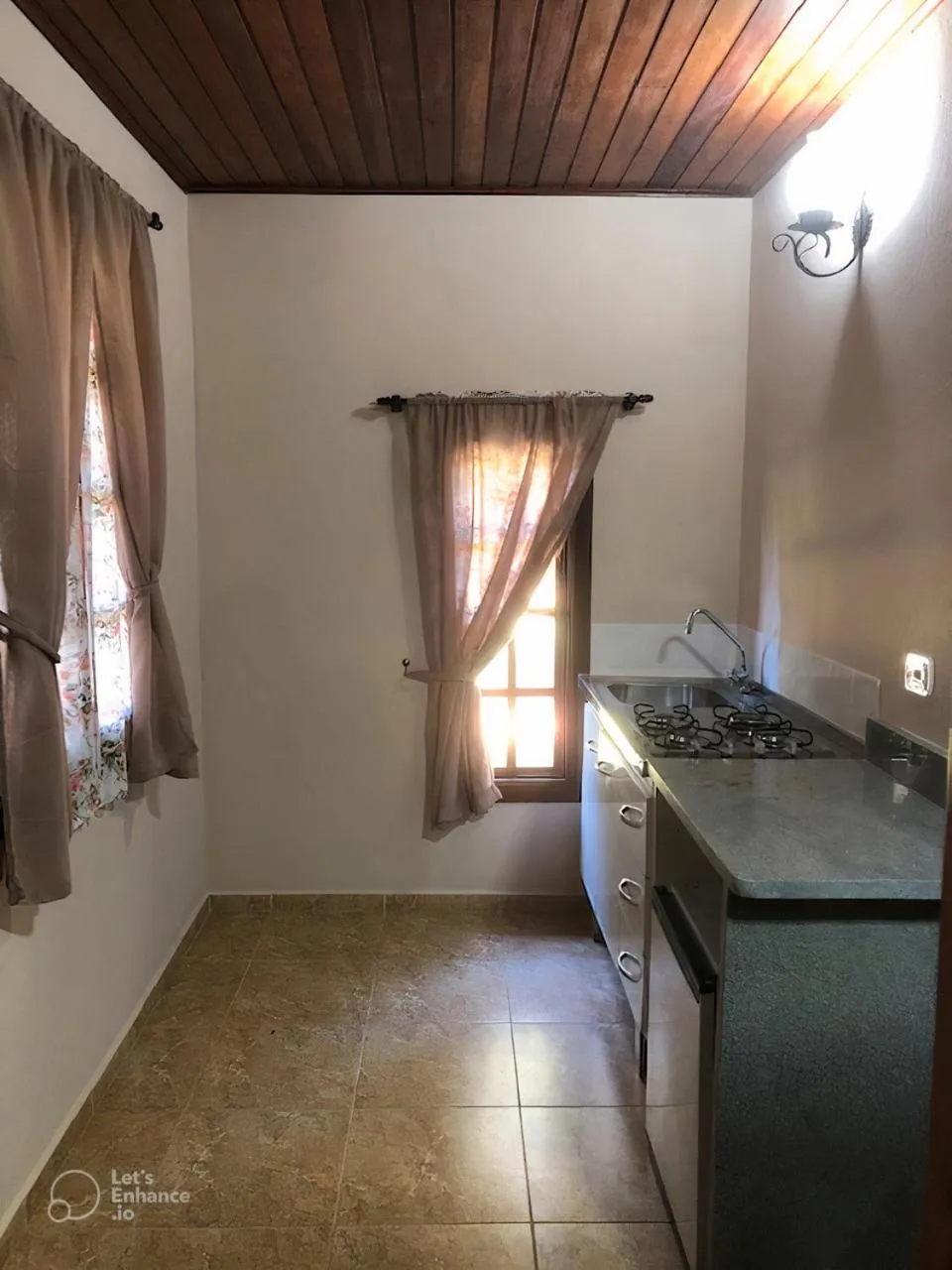 Kitchen or kitchenette in Pousada Realeza Atibaia
