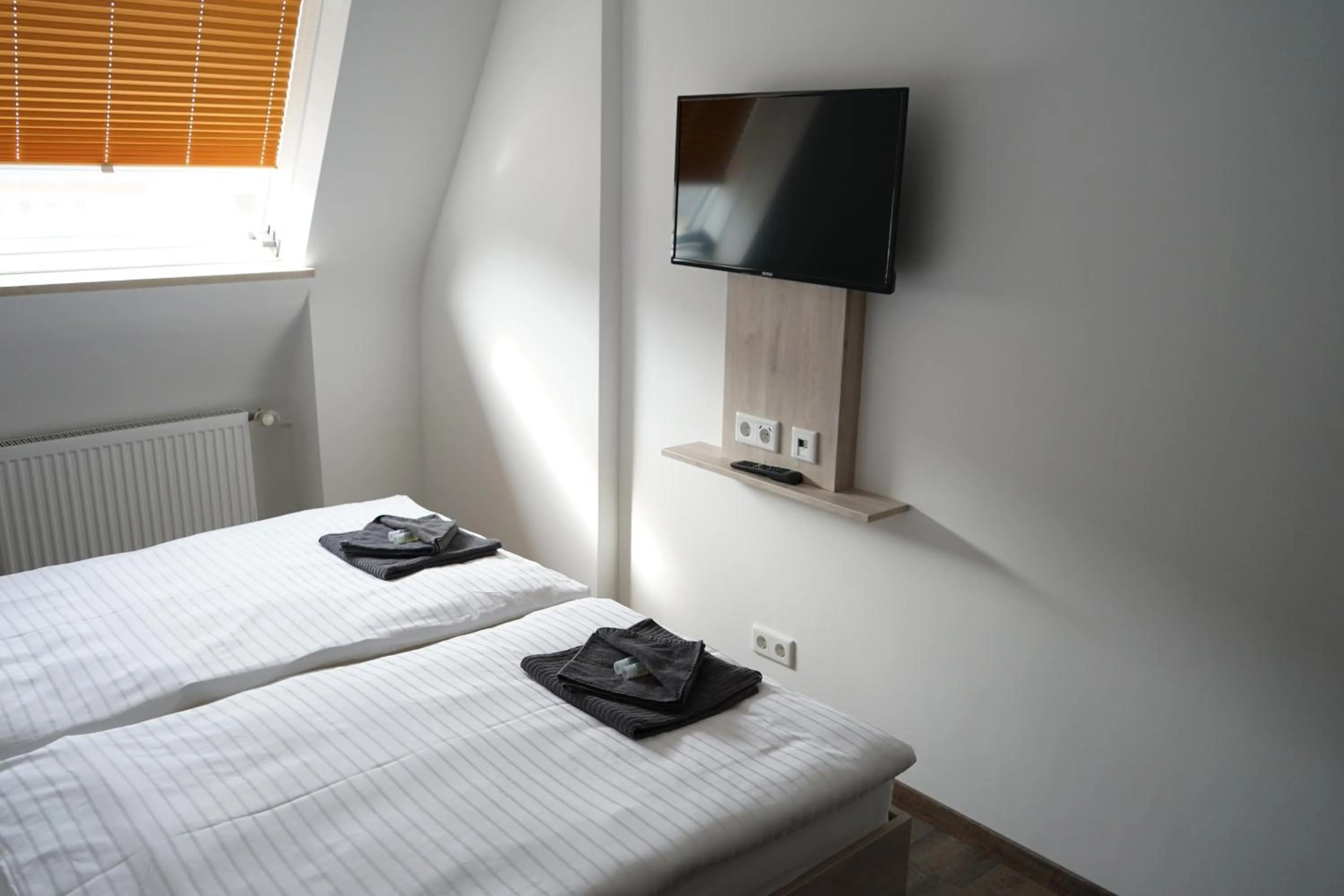 Bed in Hotel Central City Hbf Nürnberg Garni