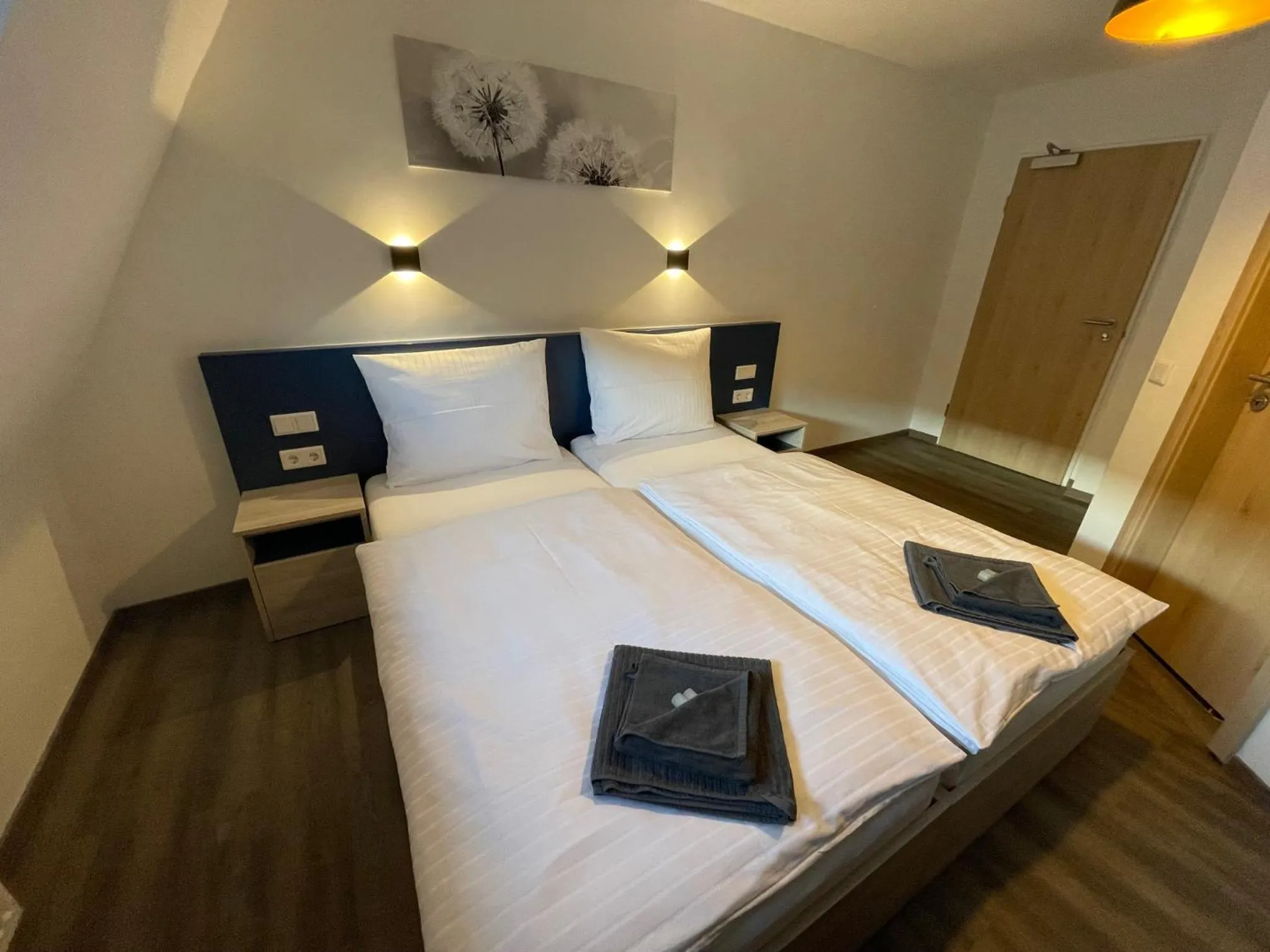 Photo of the whole room, Bed in Hotel Central City Hbf Nürnberg Garni