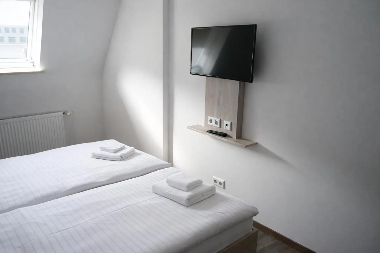 Bed in Hotel Central City Hbf Nürnberg Garni