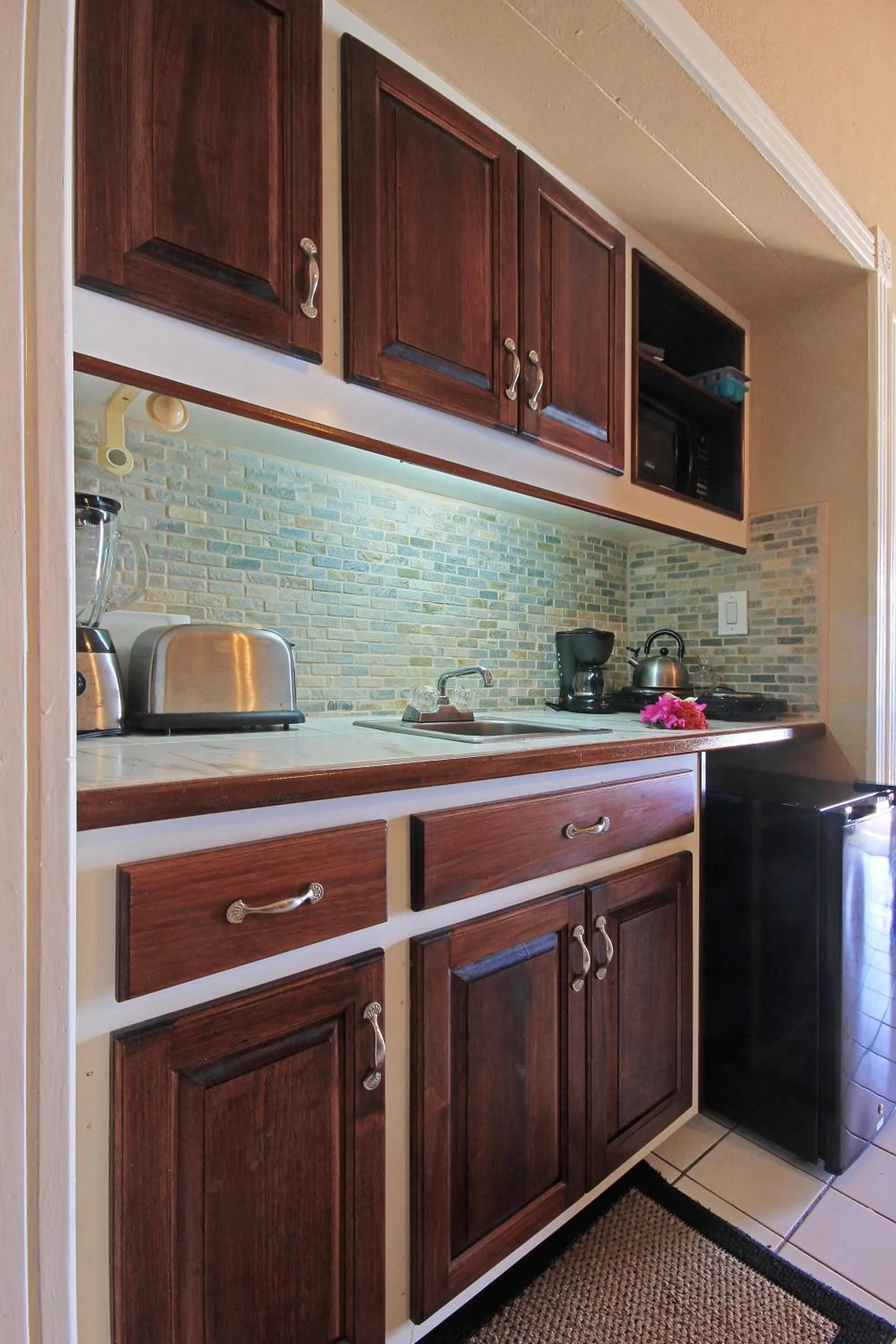 Kitchen or kitchenette in Mary's Boon Beach Resort & Spa