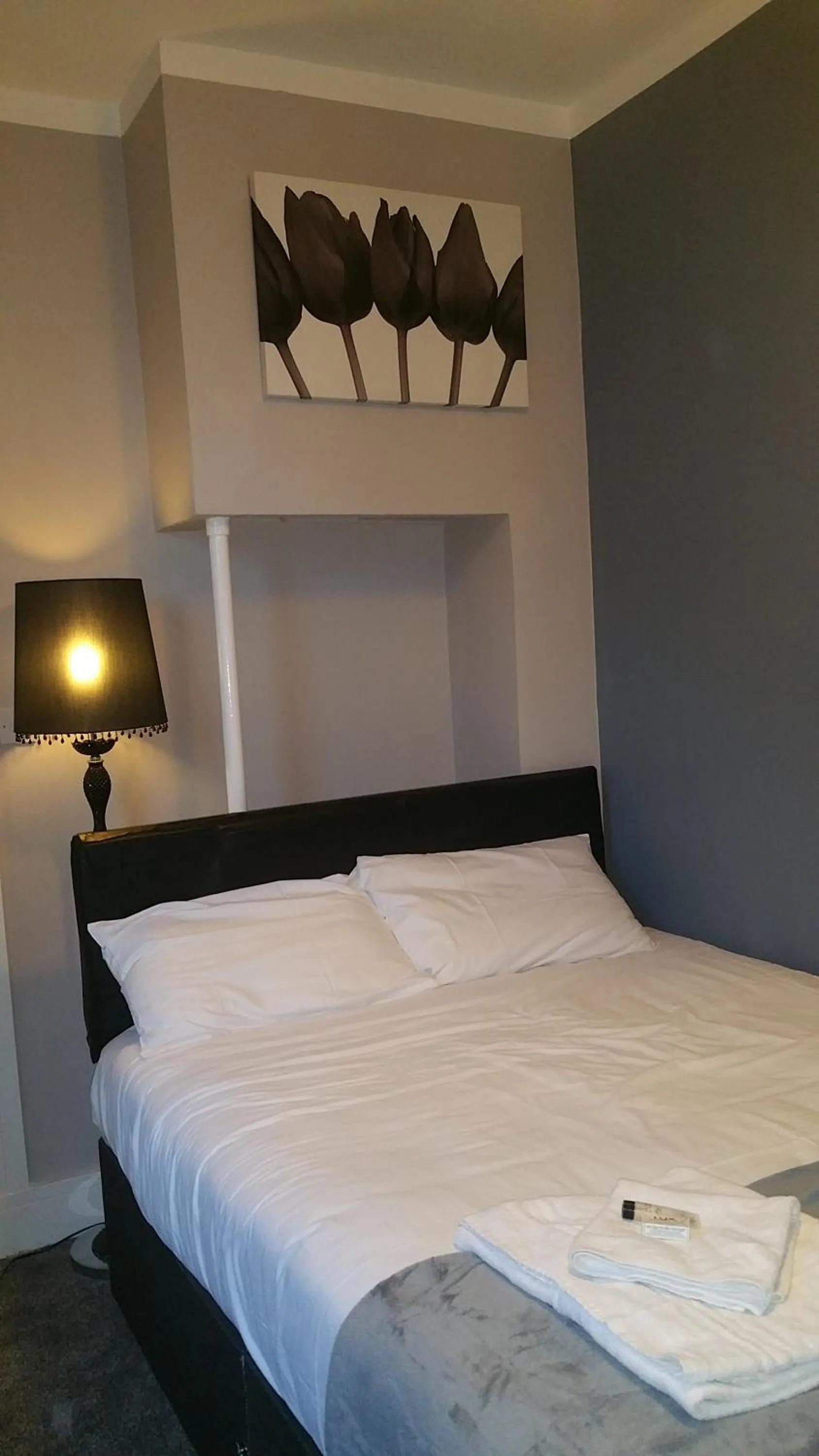 Bedroom, Bed in Ali Inn Oxford