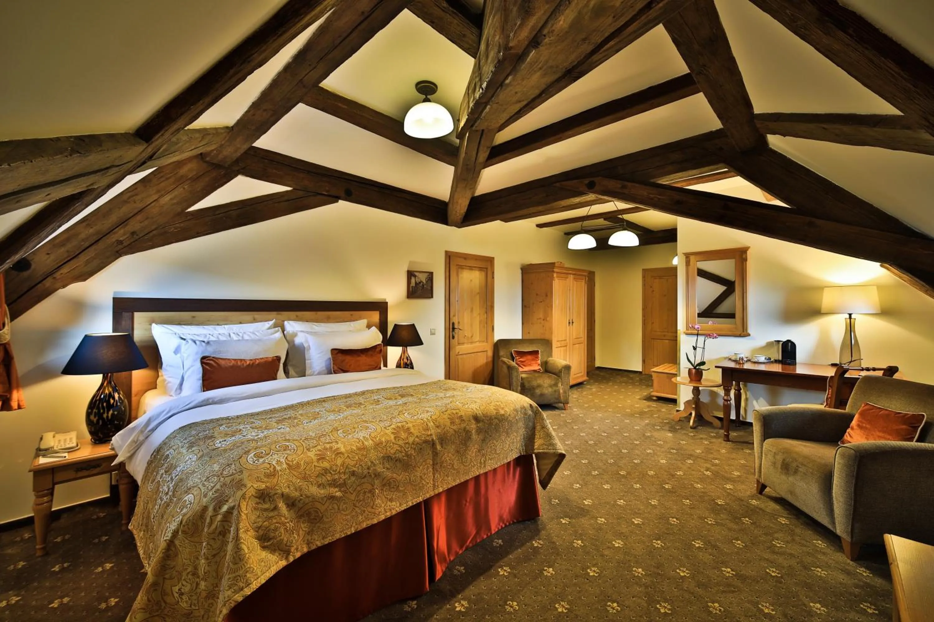 Photo of the whole room, Bed in Questenberg Hotel