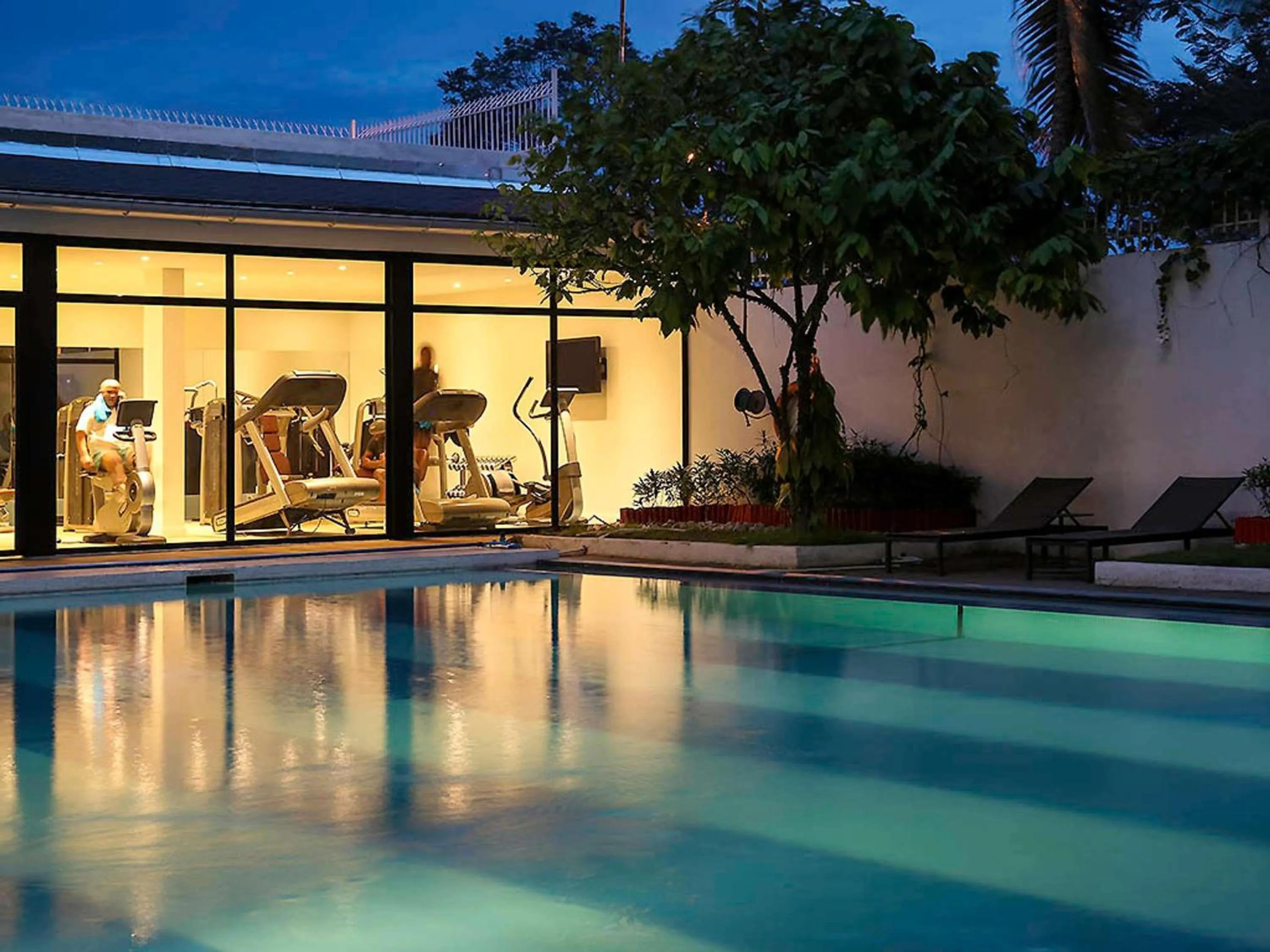 Fitness centre/facilities in Novotel Abidjan Plateau