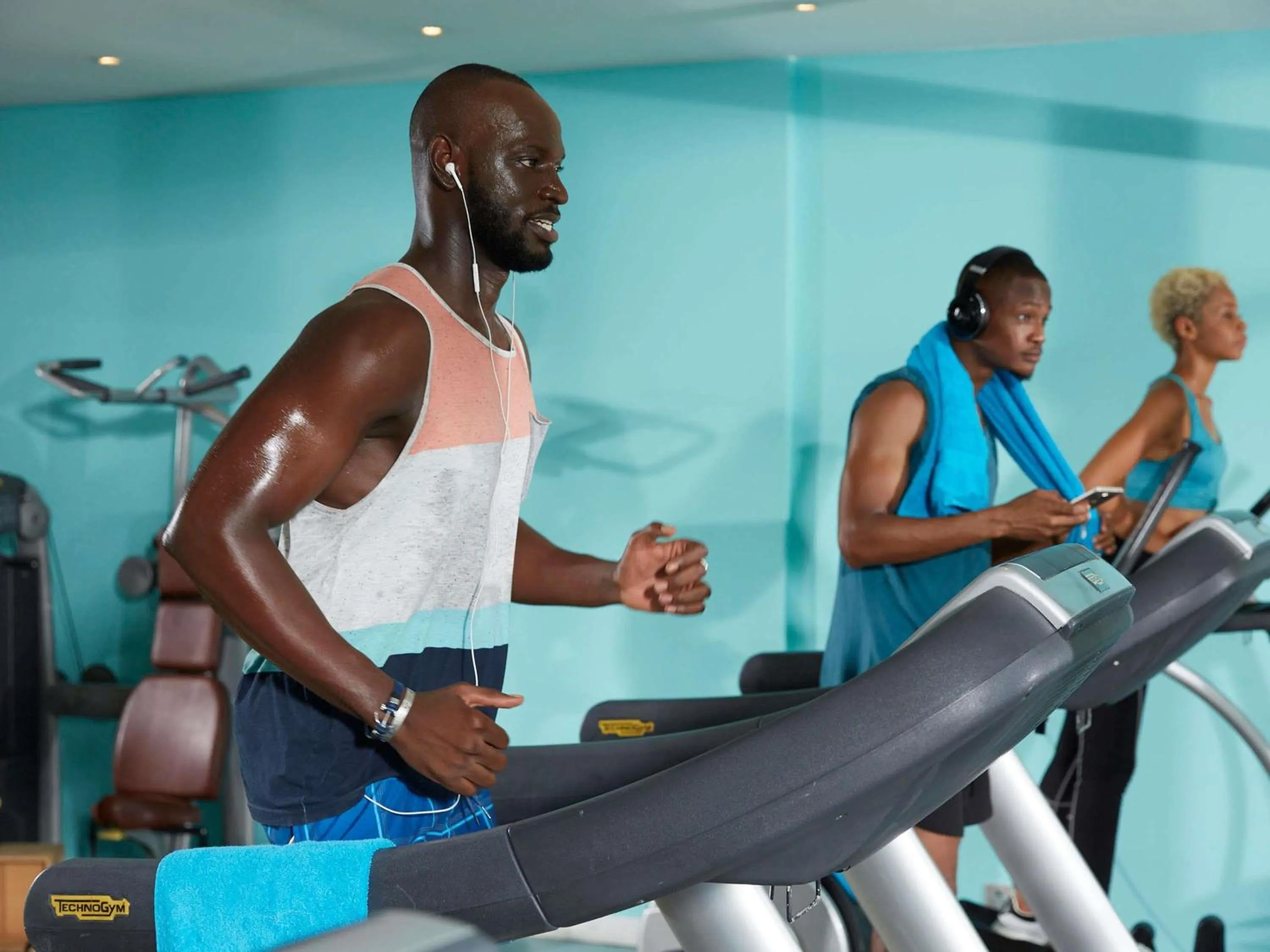Fitness centre/facilities in Novotel Abidjan Plateau