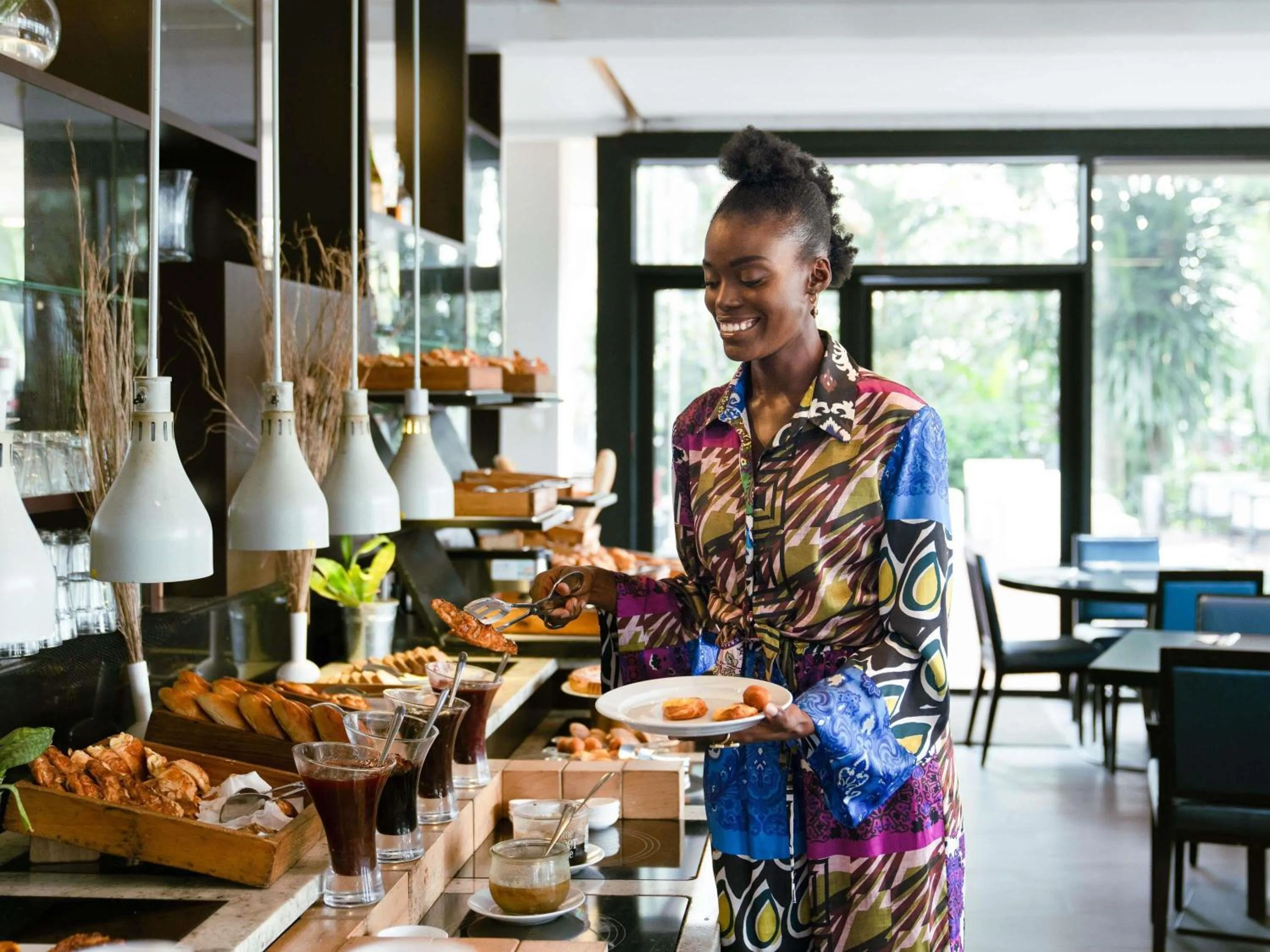 Restaurant/places to eat in Novotel Abidjan Plateau