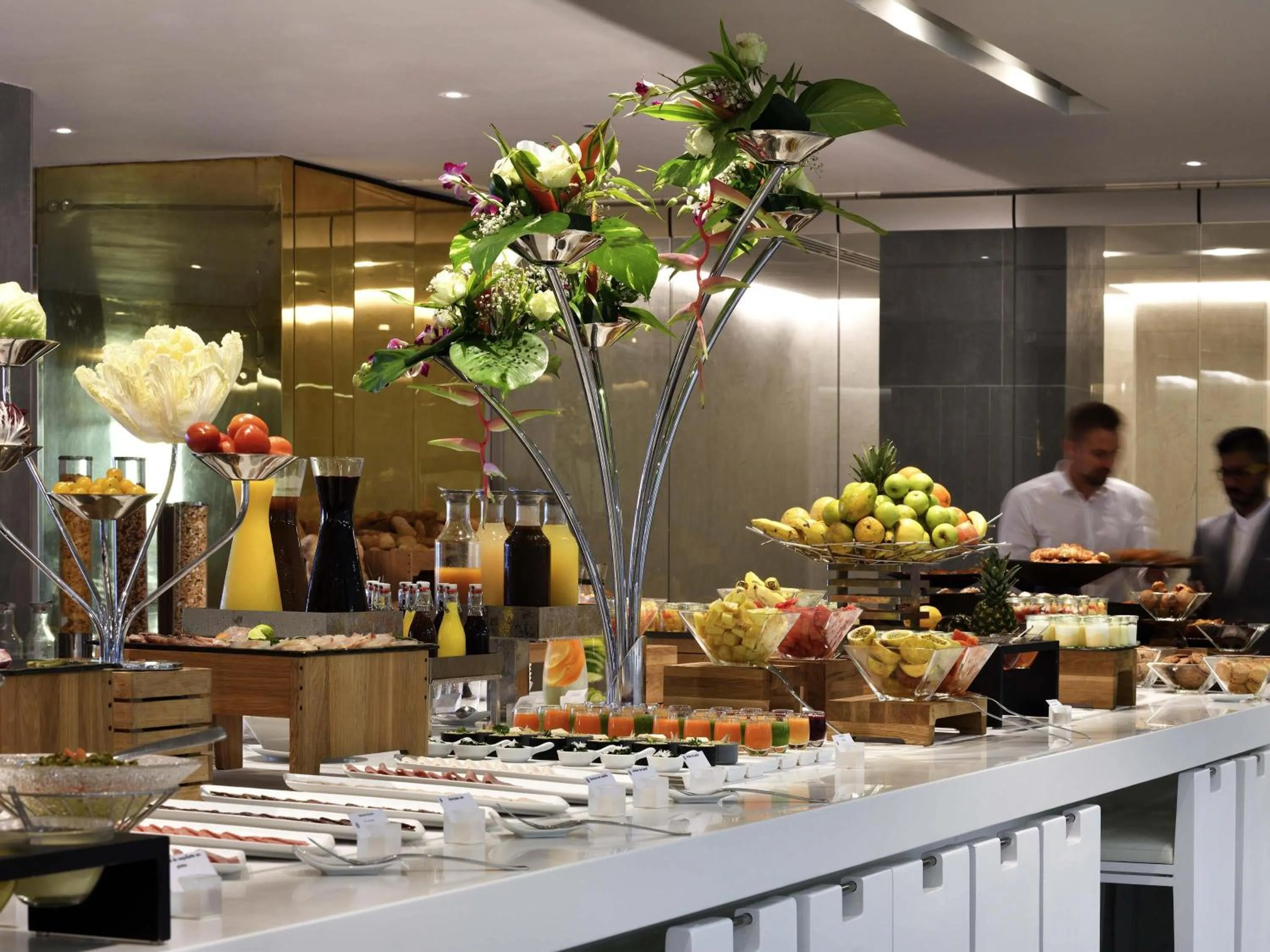 Restaurant/places to eat in Pullman Abidjan