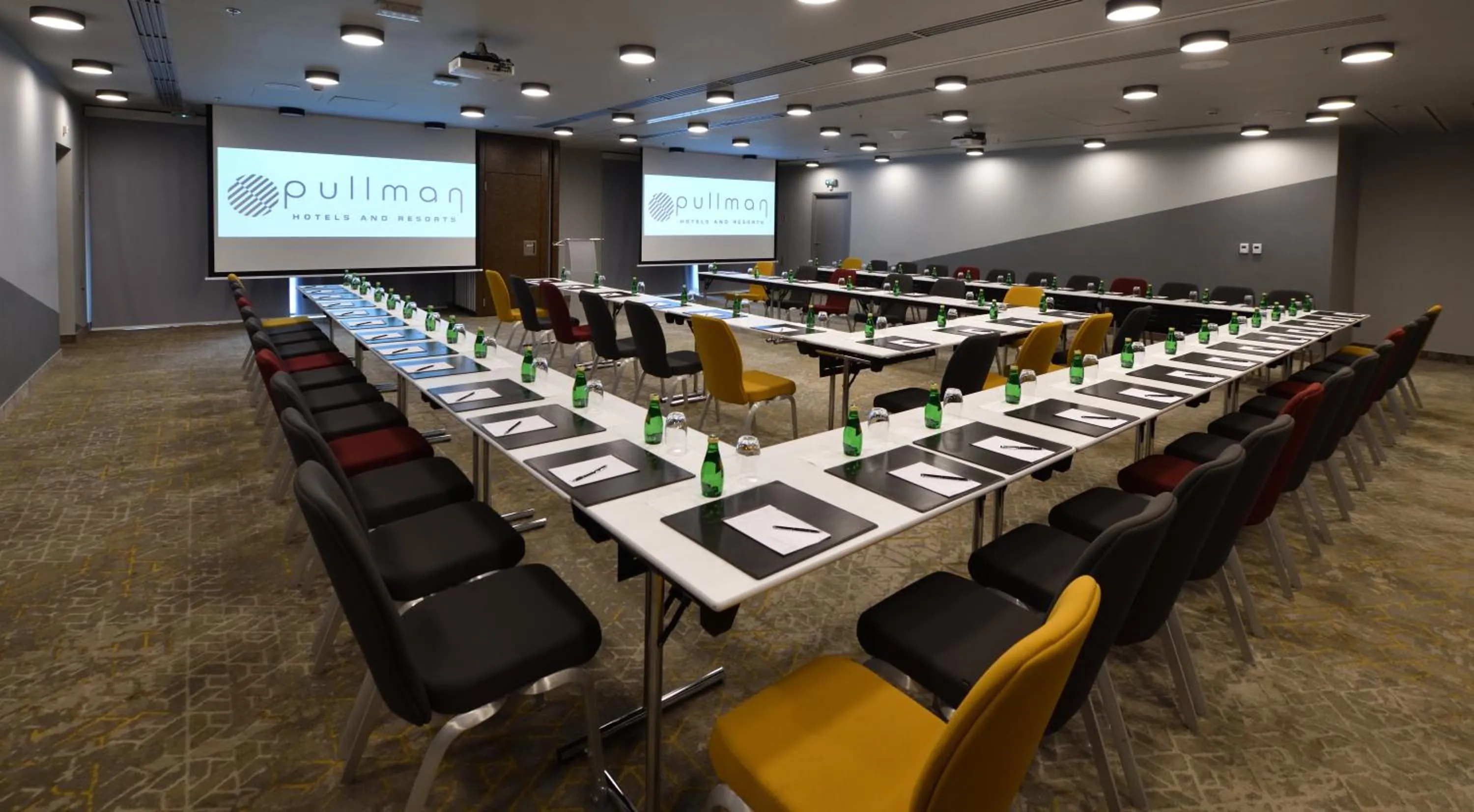 Business facilities in Pullman Abidjan