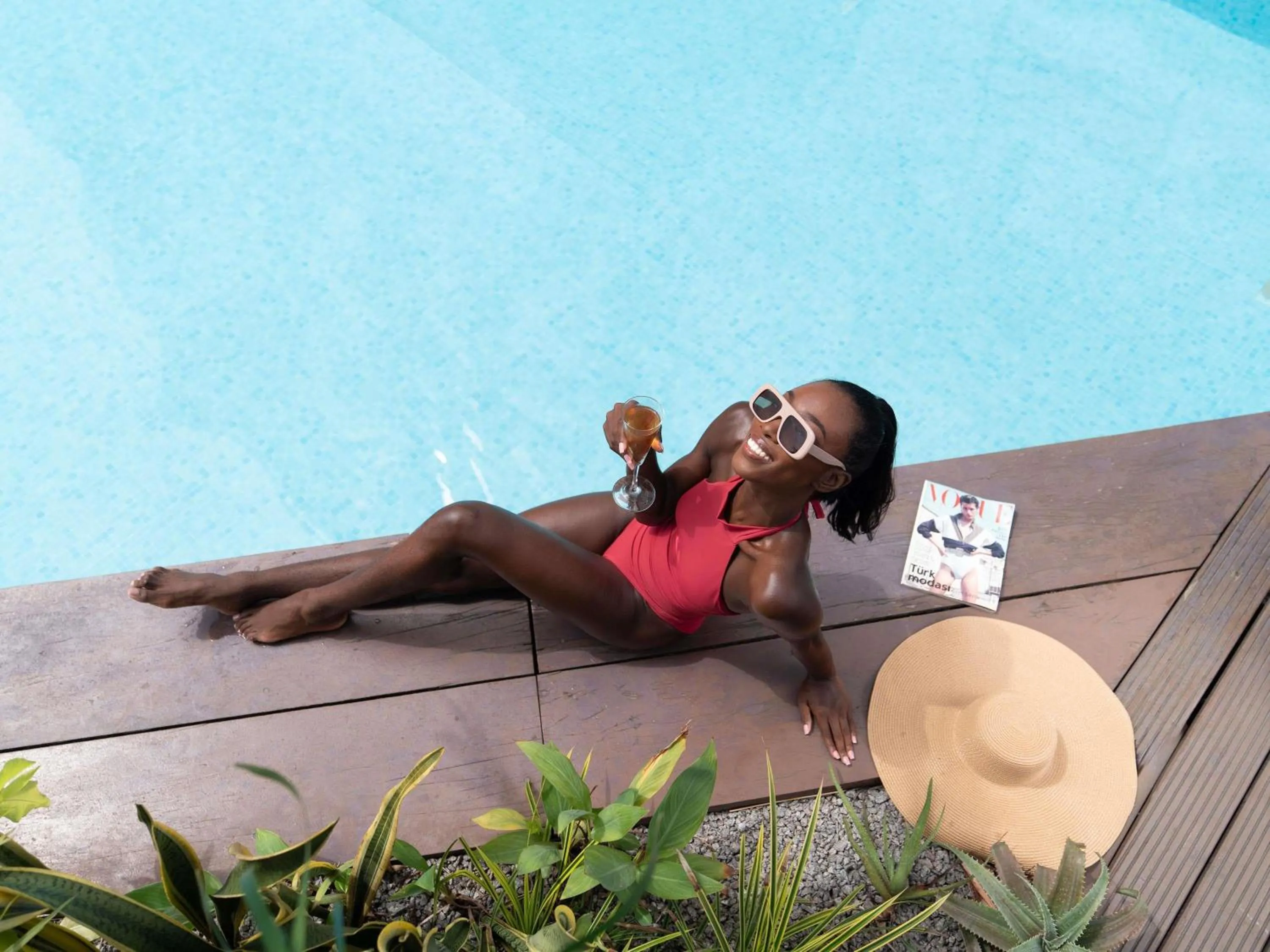 Pool view in Pullman Abidjan