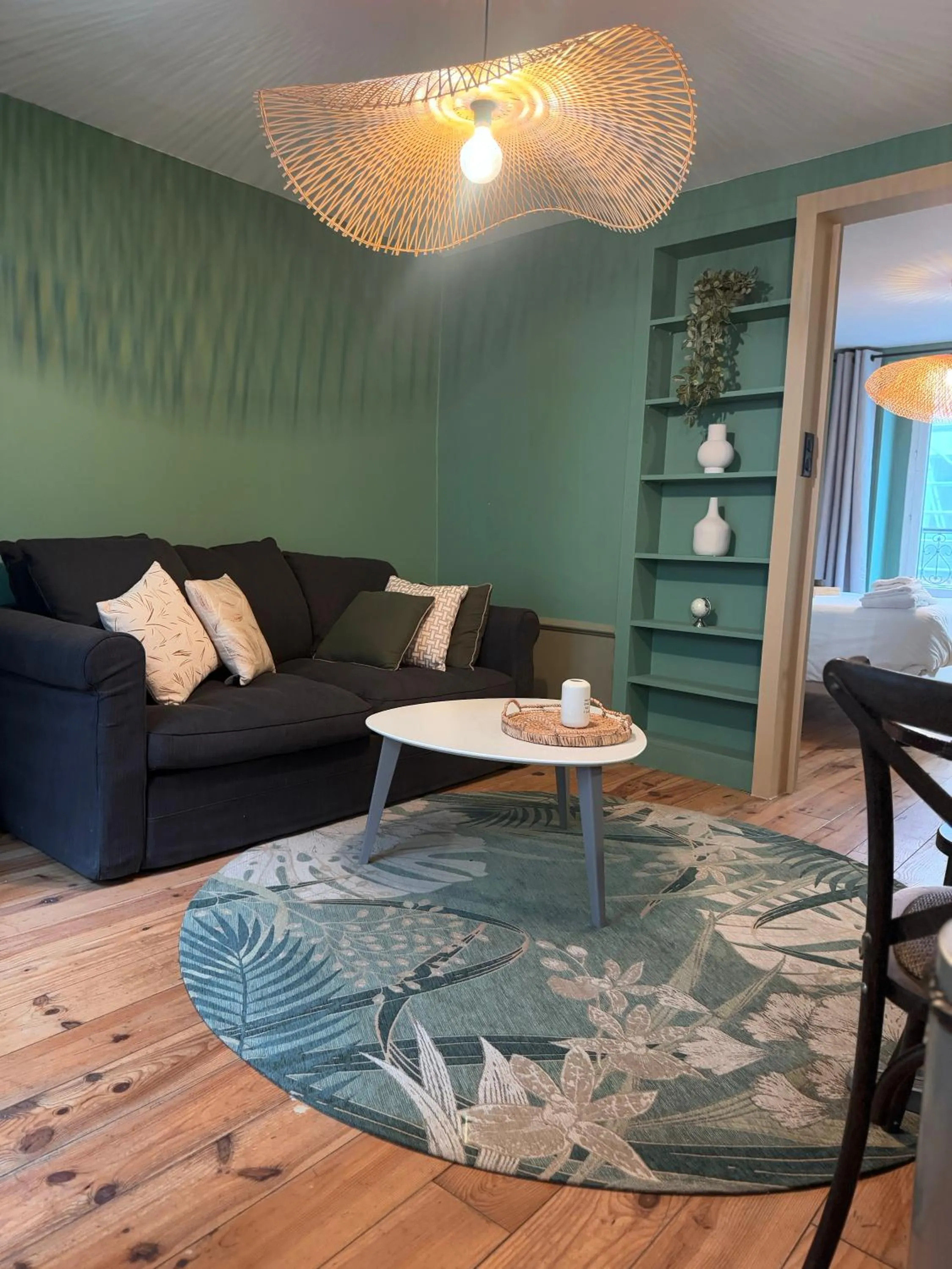 Le Village Montmartre