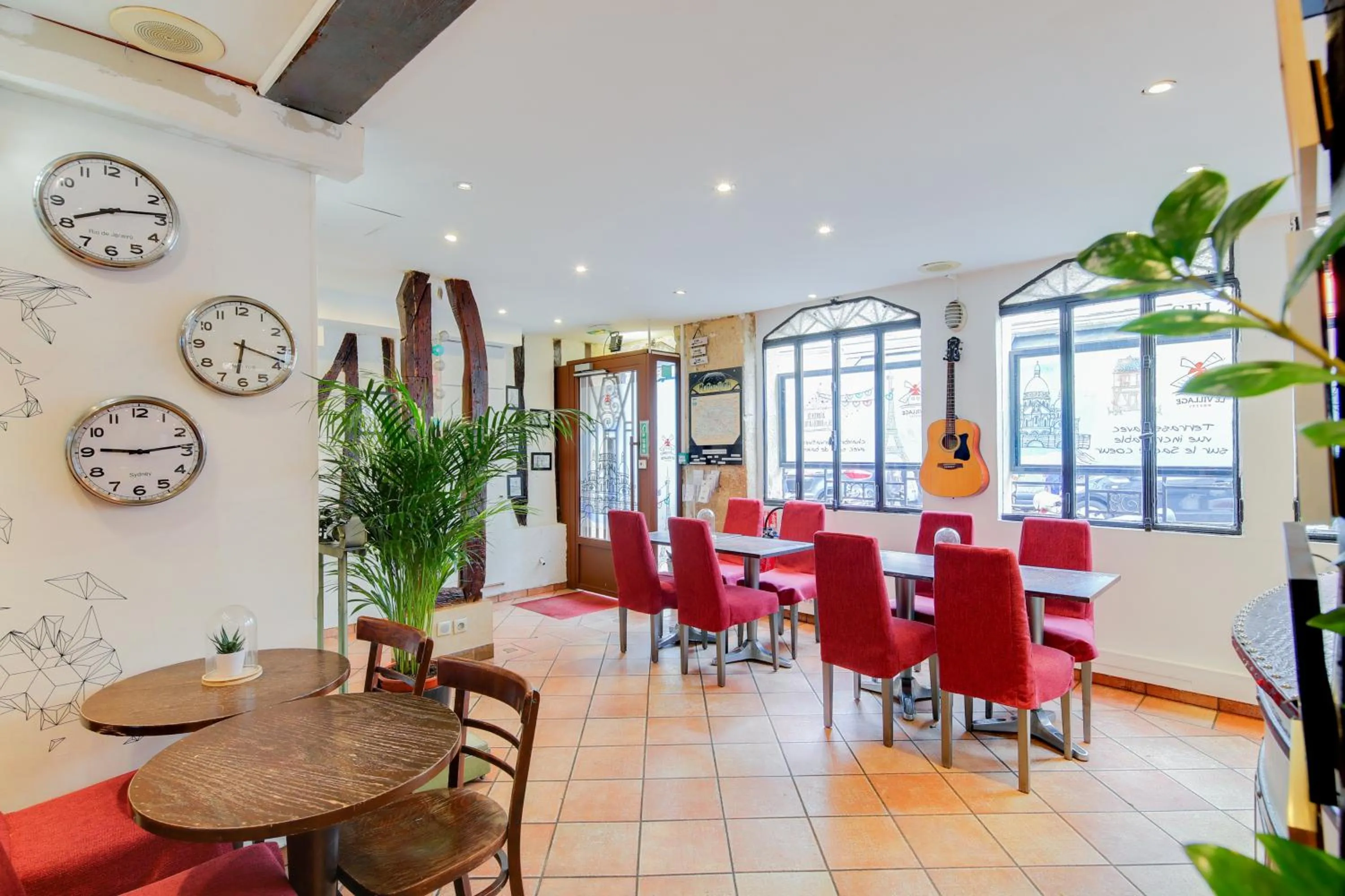 Restaurant/places to eat in Le Village Montmartre