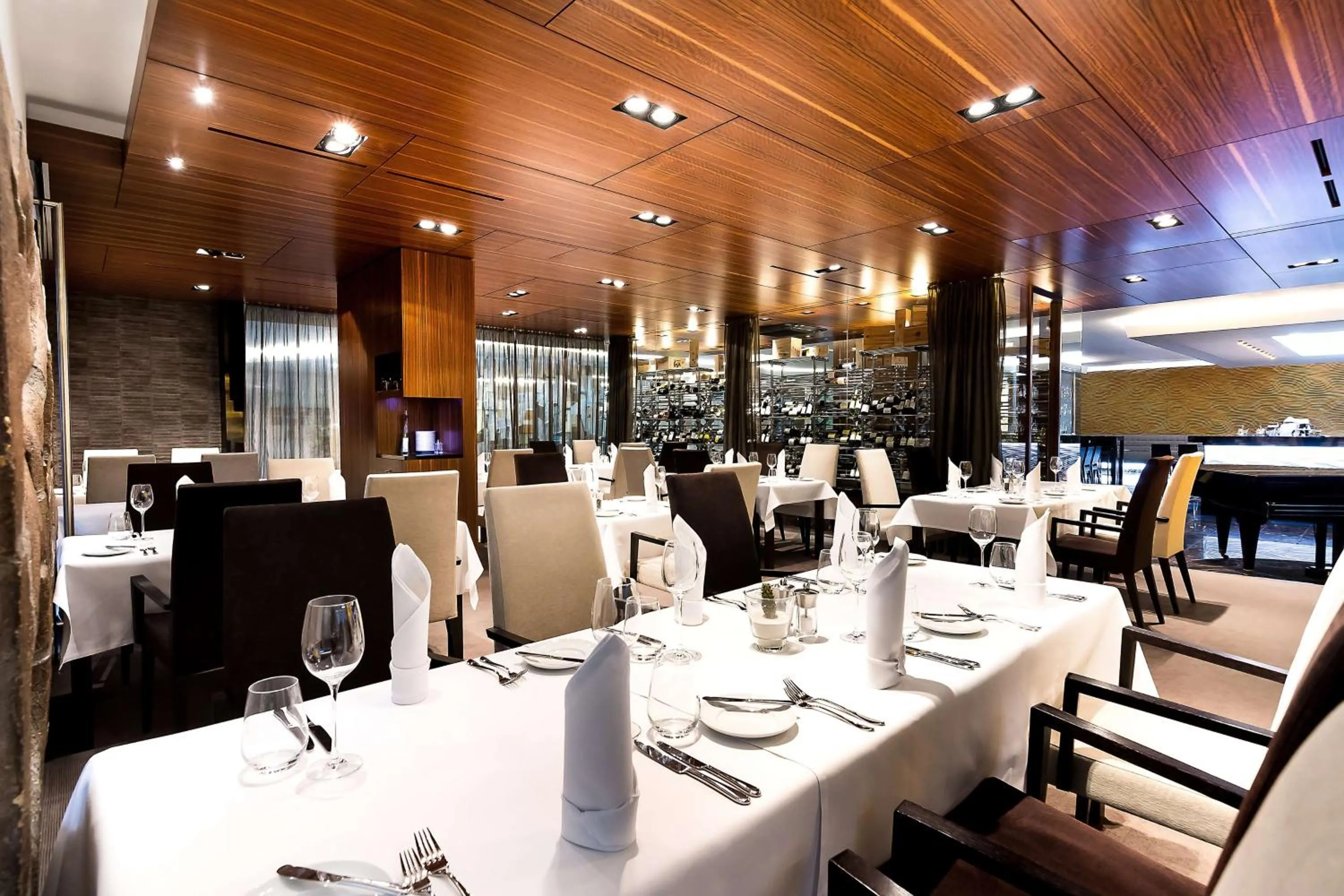 Restaurant/places to eat in Hotel International Brno
