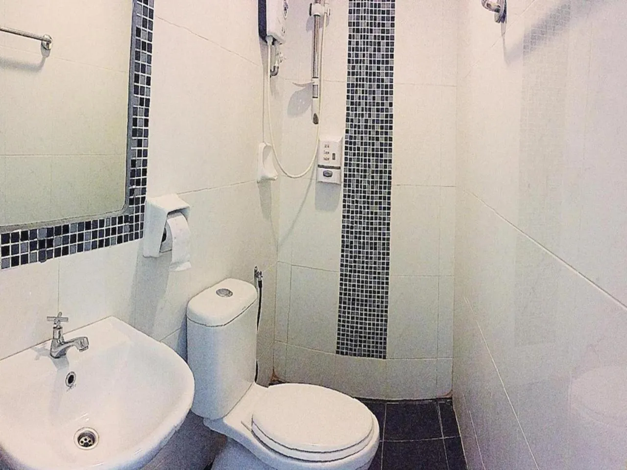 Bathroom in Sun Inns Kelana Jaya