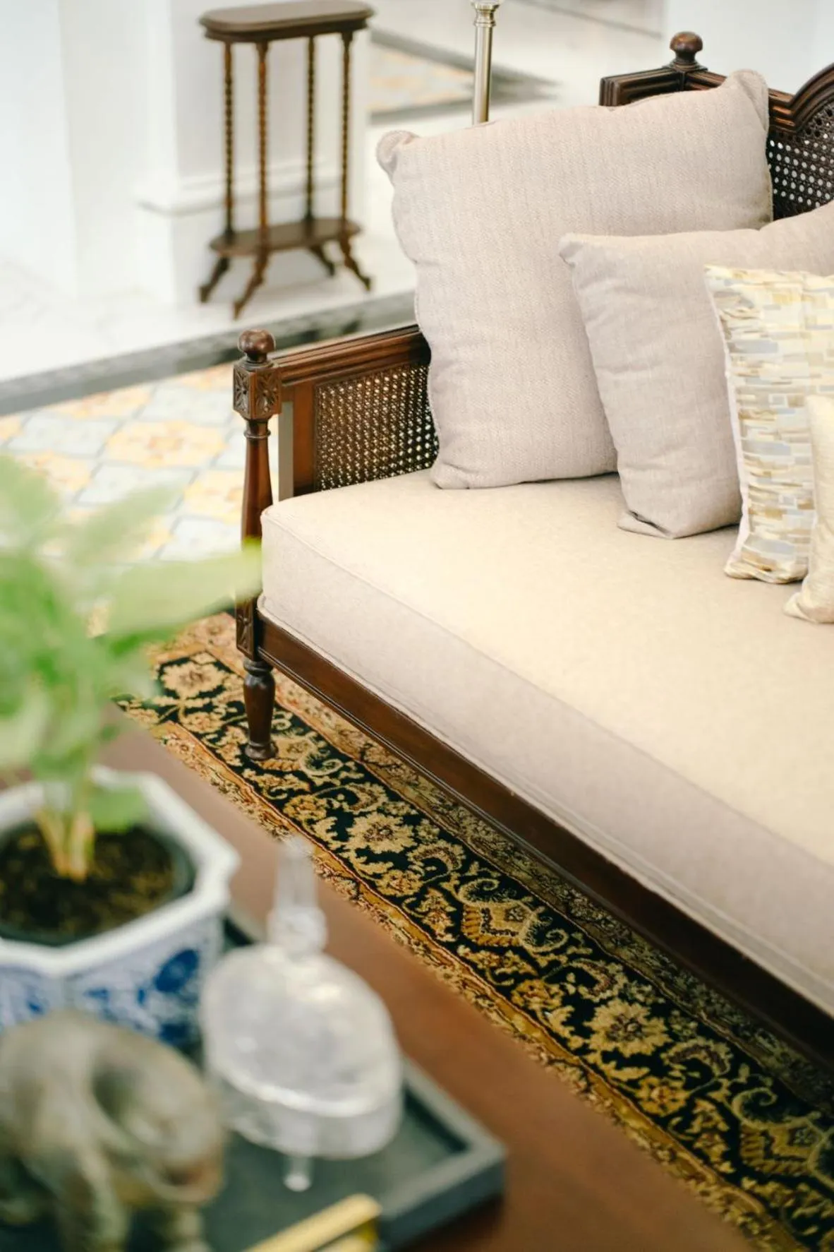 Seating area in MAHALAYA The Legacy Hotel