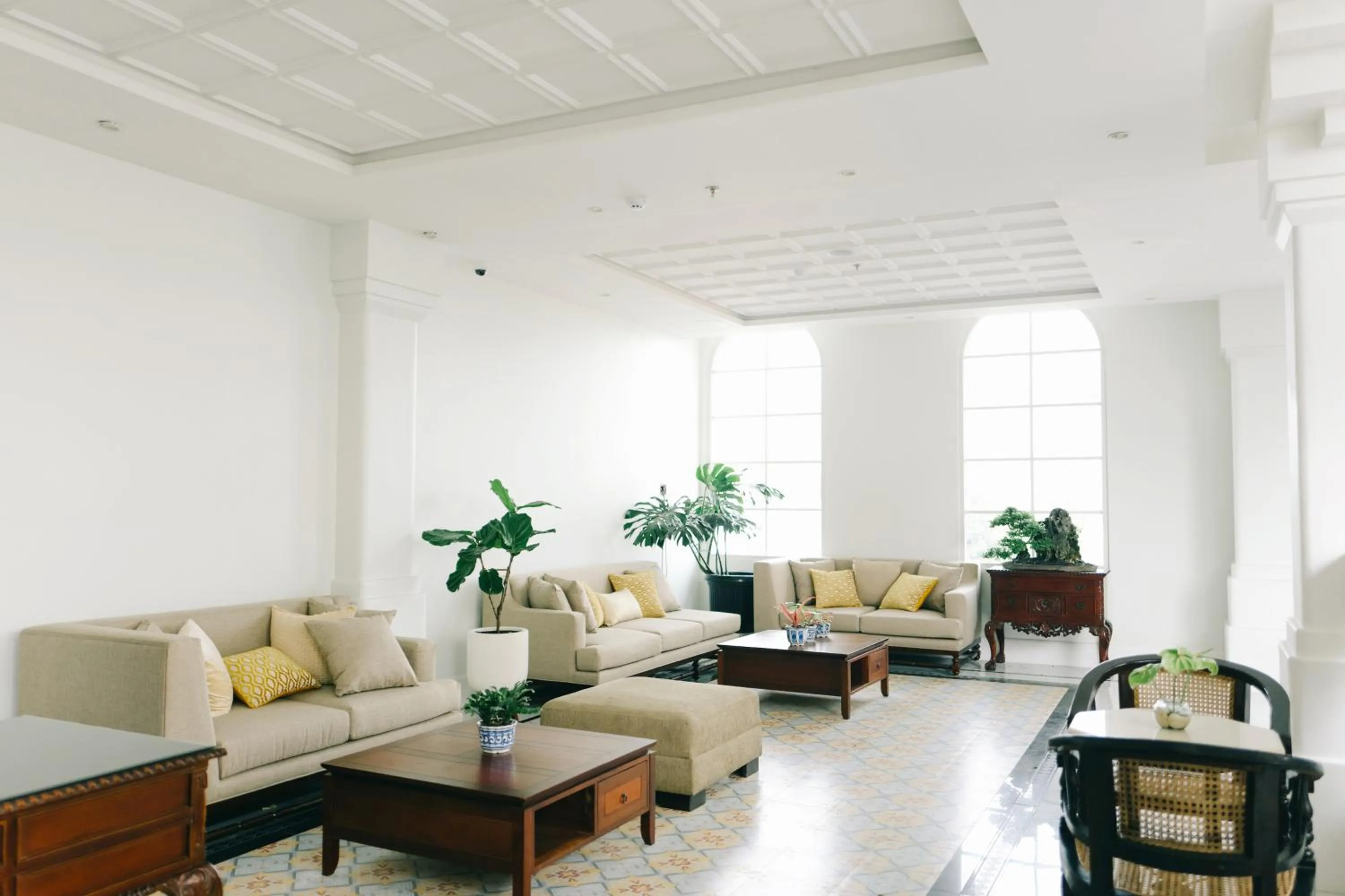 Living room in MAHALAYA The Legacy Hotel