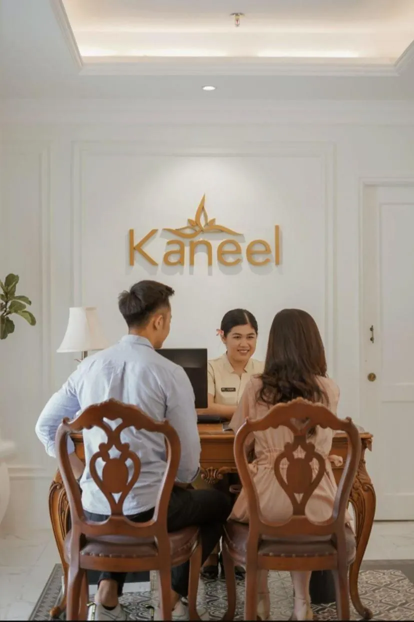 Massage in MAHALAYA The Legacy Hotel