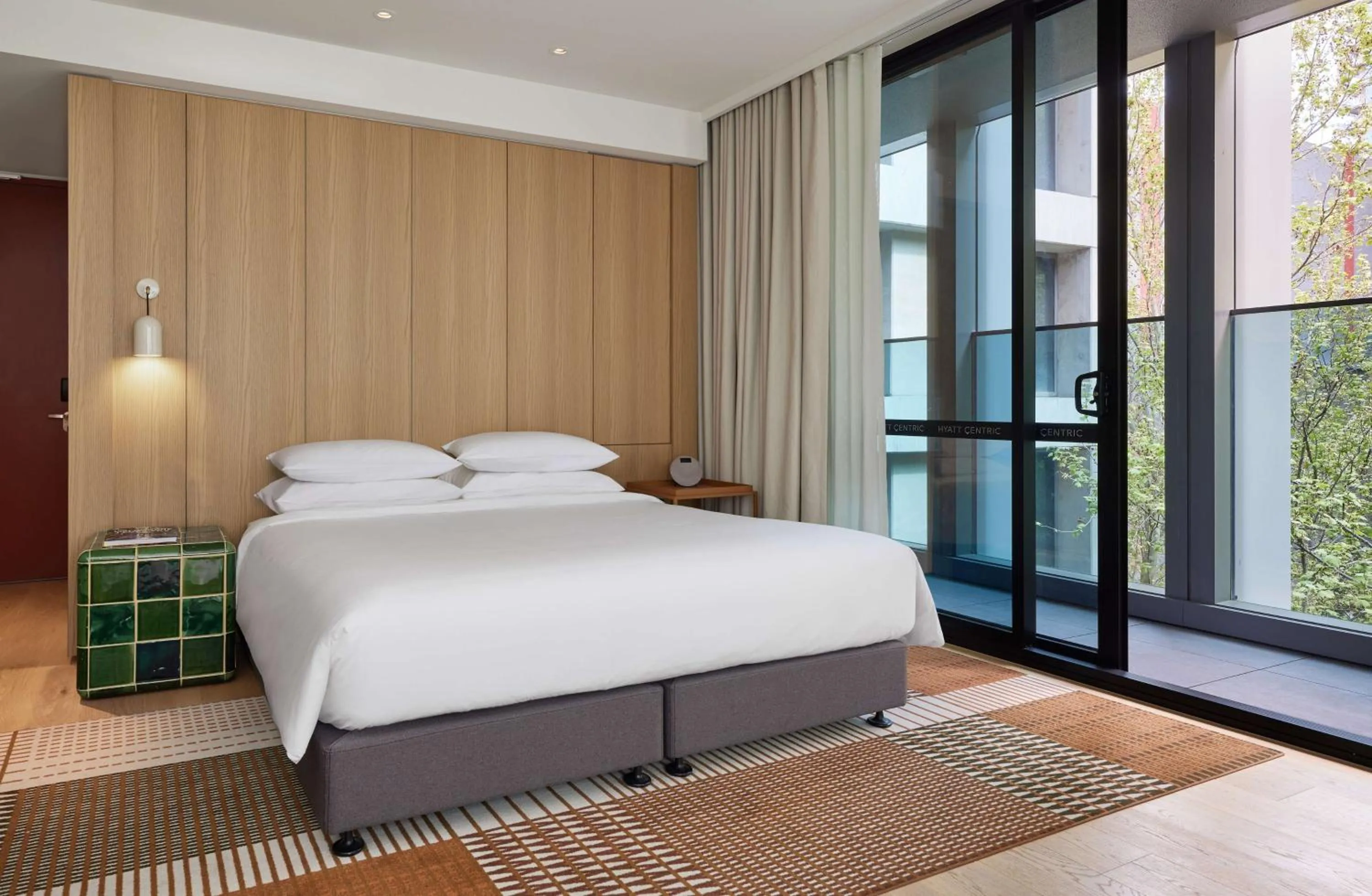 Bedroom, Bed in Hyatt Centric Melbourne