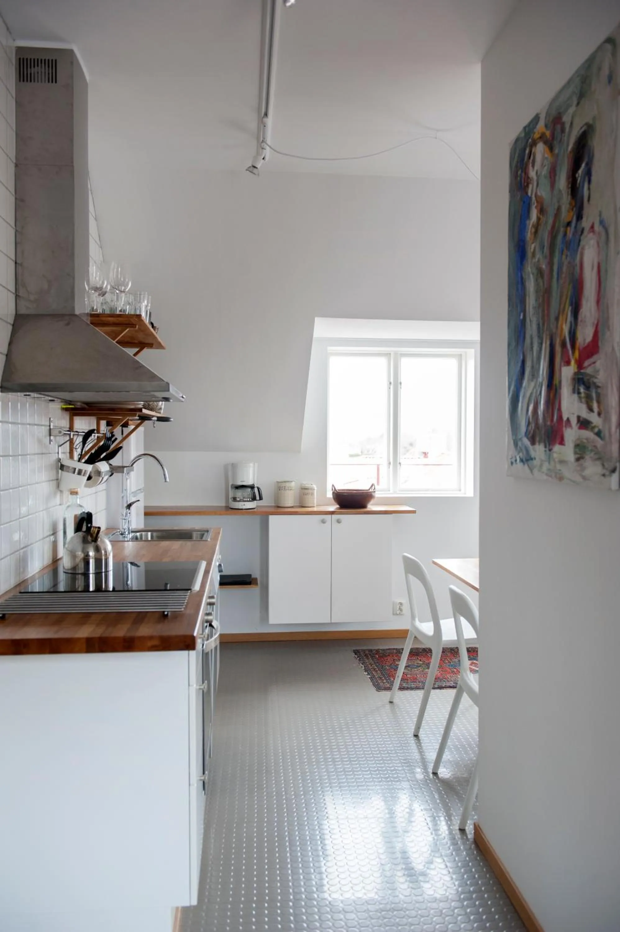 Kitchen or kitchenette in Sköna Hönor Apartments
